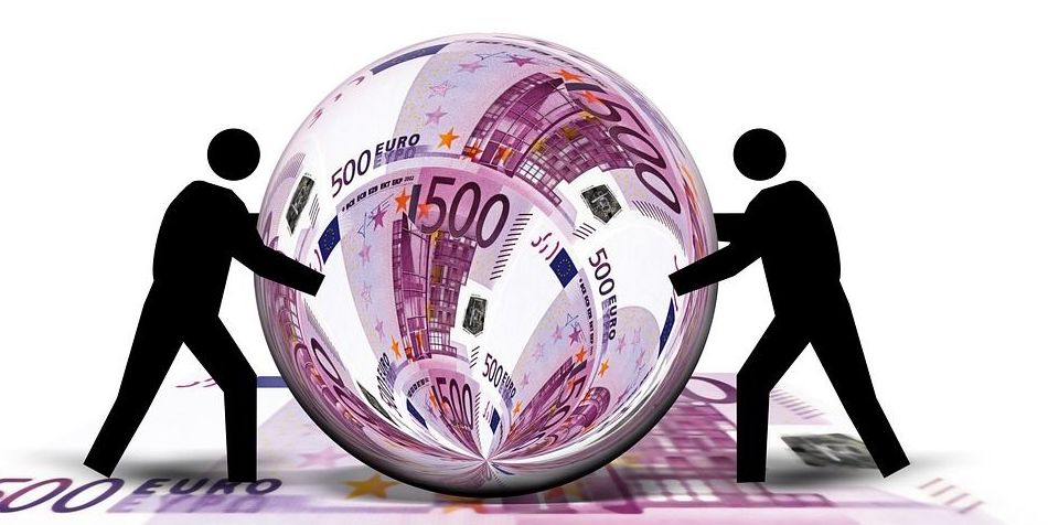La economía española registró en 2016 un superávit exterior del 2% del PIB y sale de la crisis