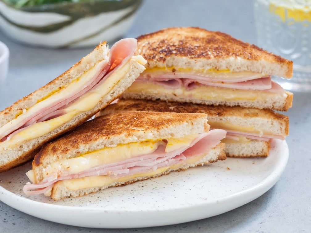 Hamburguesas, sándwiches y otros platos: Productos de El Horno de Macías Hamburguesas, sándwiches y otros platos: Productos de El Horno de Macías