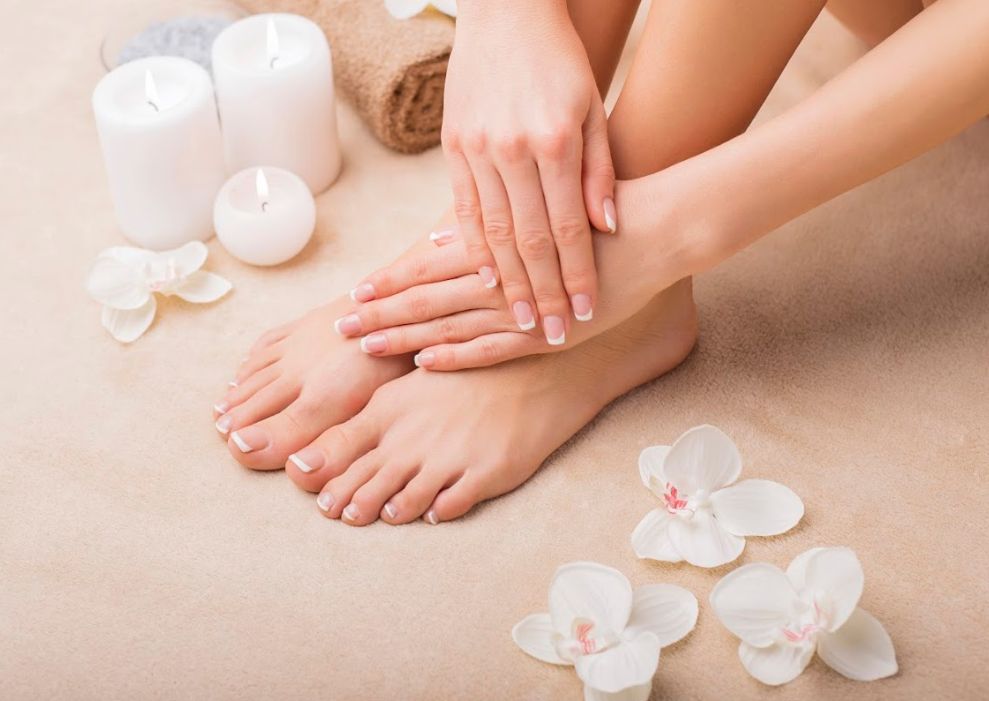 Bioterapia de manos y pies: Servicios de Peluquería Ecológica - Urban Studio Bioterapia de manos y pies: Servicios de Peluquería Ecológica - Urban Studio