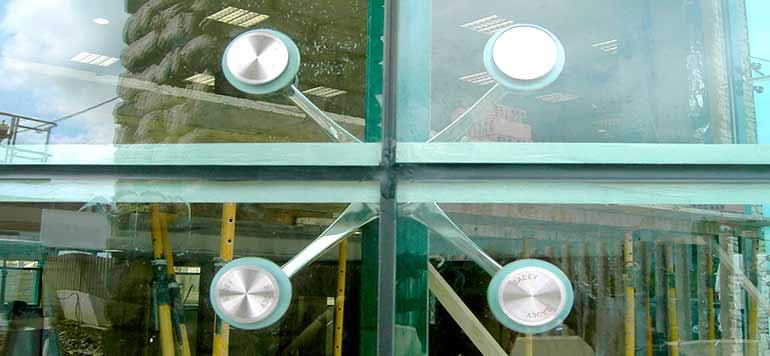 Vidrios Abotonados y en Araña: Servicios de Vidrios Coruña Vidrios Abotonados y en Araña: Servicios de Vidrios Coruña