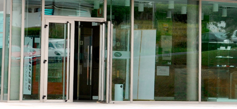 Puertas de cristal, correderas: Servicios de Vidrios Coruña Puertas de cristal, correderas: Servicios de Vidrios Coruña
