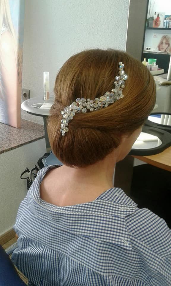 Peluquería para eventos: Peluquería y Estética de Peluquería Rafael Prieto Peluquería para eventos: Peluquería y Estética de Peluquería Rafael Prieto
