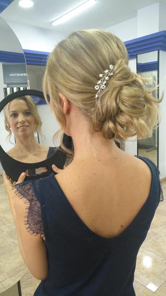 Peluquería para eventos: Peluquería y Estética de Peluquería Rafael Prieto Peluquería para eventos: Peluquería y Estética de Peluquería Rafael Prieto