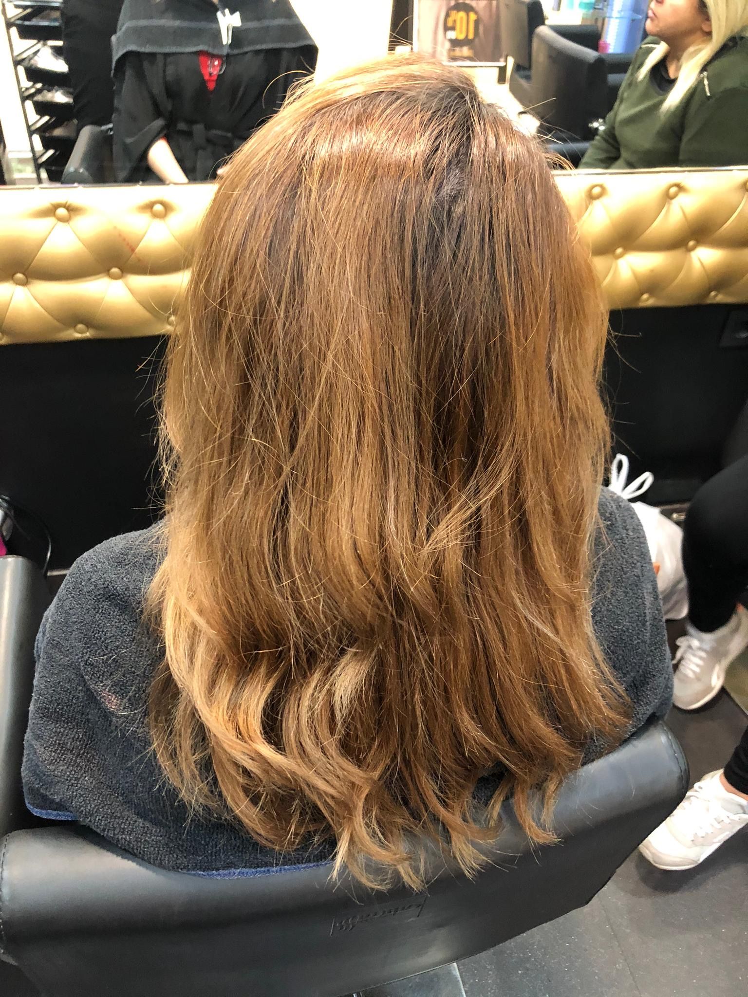 Quieres cambiar el color de tu cabello?: Servicios de Moncloa Salón de Belleza Quieres cambiar el color de tu cabello?: Servicios de Moncloa Salón de Belleza