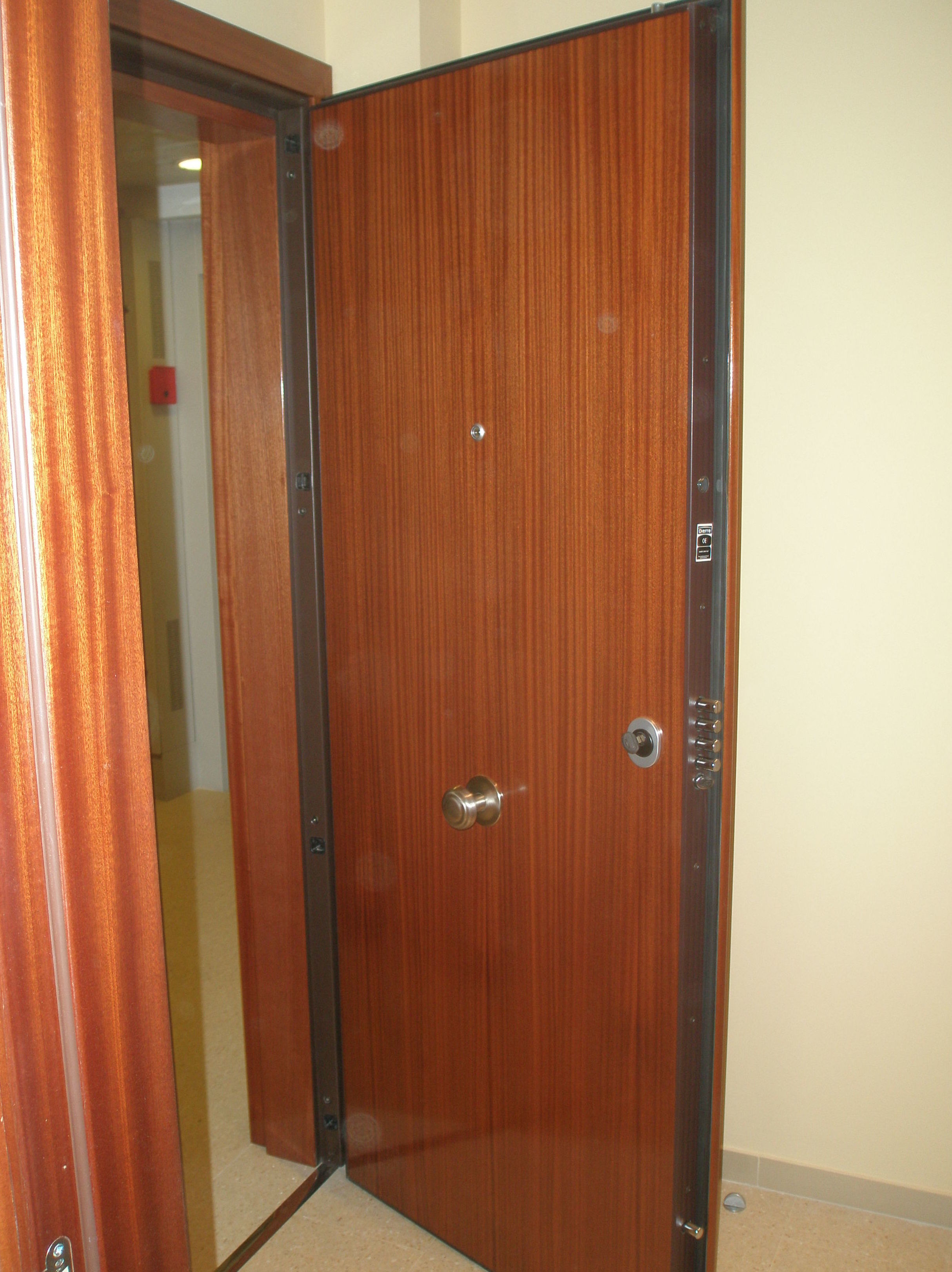 Puertas y ventanas: Servicios de Carpintería JO PA Álvarez, S.C.P. Puertas y ventanas: Servicios de Carpintería JO PA Álvarez, S.C.P.