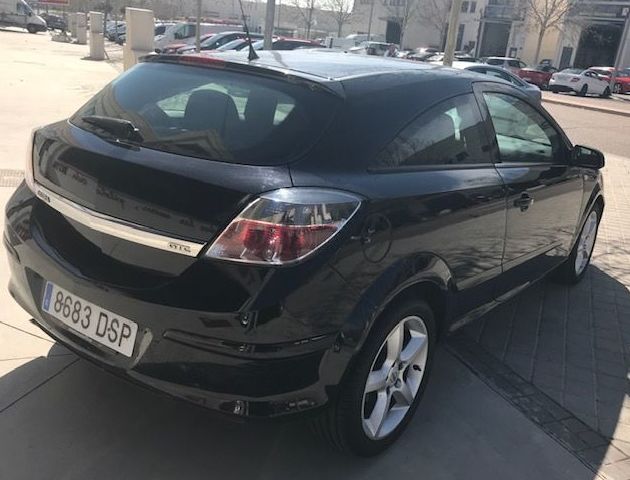 OPEL ASTRA GTC 1.9 CDTI 120CV 139.000KMS AÑO 2006: Nuestros Coches de TuCoche70 OPEL ASTRA GTC 1.9 CDTI 120CV 139.000KMS AÑO 2006: Nuestros Coches de TuCoche70