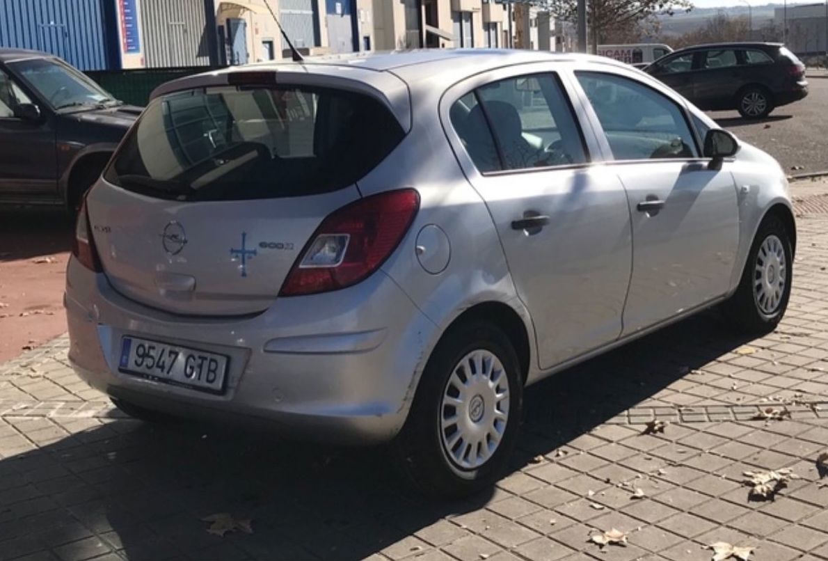 Opel Corsa 1.3 EX 98000Kms: Nuestros Coches de TuCoche70 Opel Corsa 1.3 EX 98000Kms: Nuestros Coches de TuCoche70
