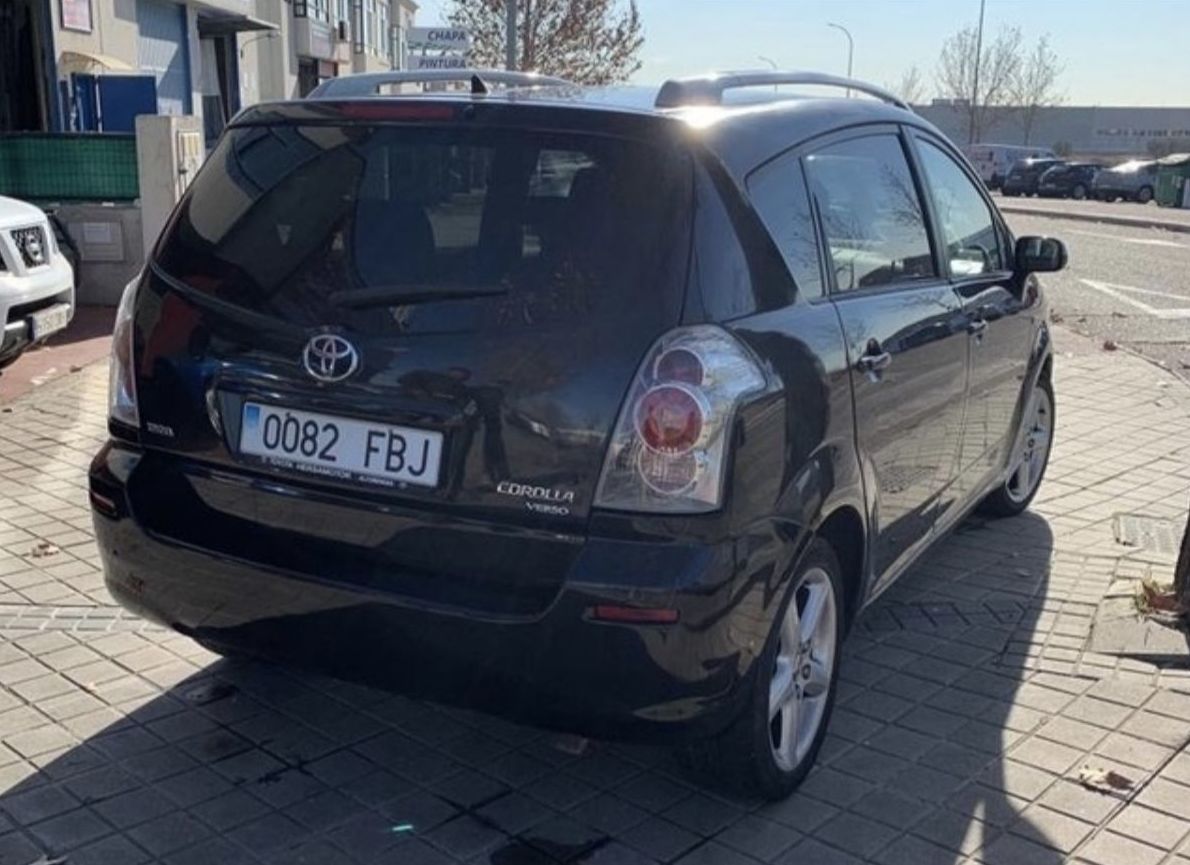 Toyota Corolla Verso 2.2 D4D 150000Kms: Nuestros Coches de TuCoche70 Toyota Corolla Verso 2.2 D4D 150000Kms: Nuestros Coches de TuCoche70
