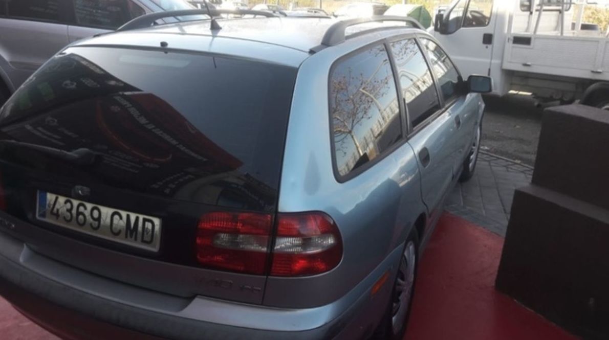 Volvo V40 1.9D 199000Kms: Nuestros Coches de TuCoche70 Volvo V40 1.9D 199000Kms: Nuestros Coches de TuCoche70
