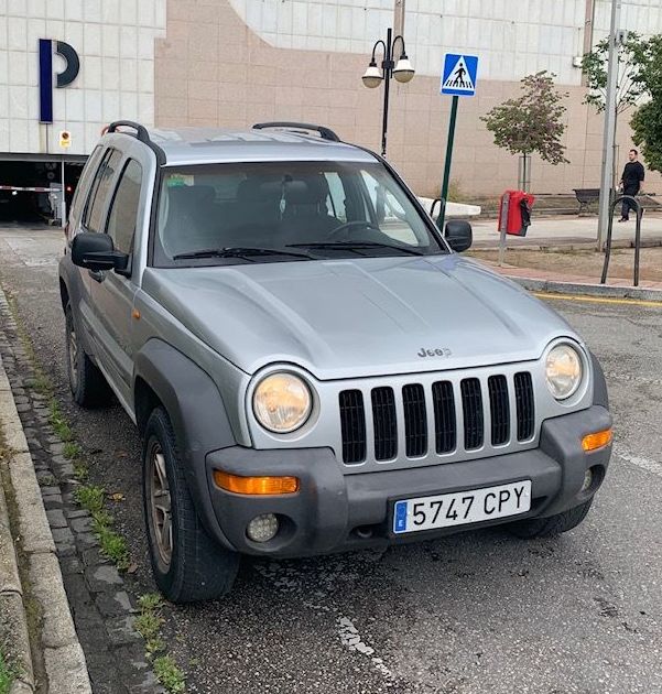 JEEP Cherokee 2.5 CRD Sport AÑO 2004 199000KM: Nuestros Coches de TuCoche70 JEEP Cherokee 2.5 CRD Sport AÑO 2004 199000KM: Nuestros Coches de TuCoche70