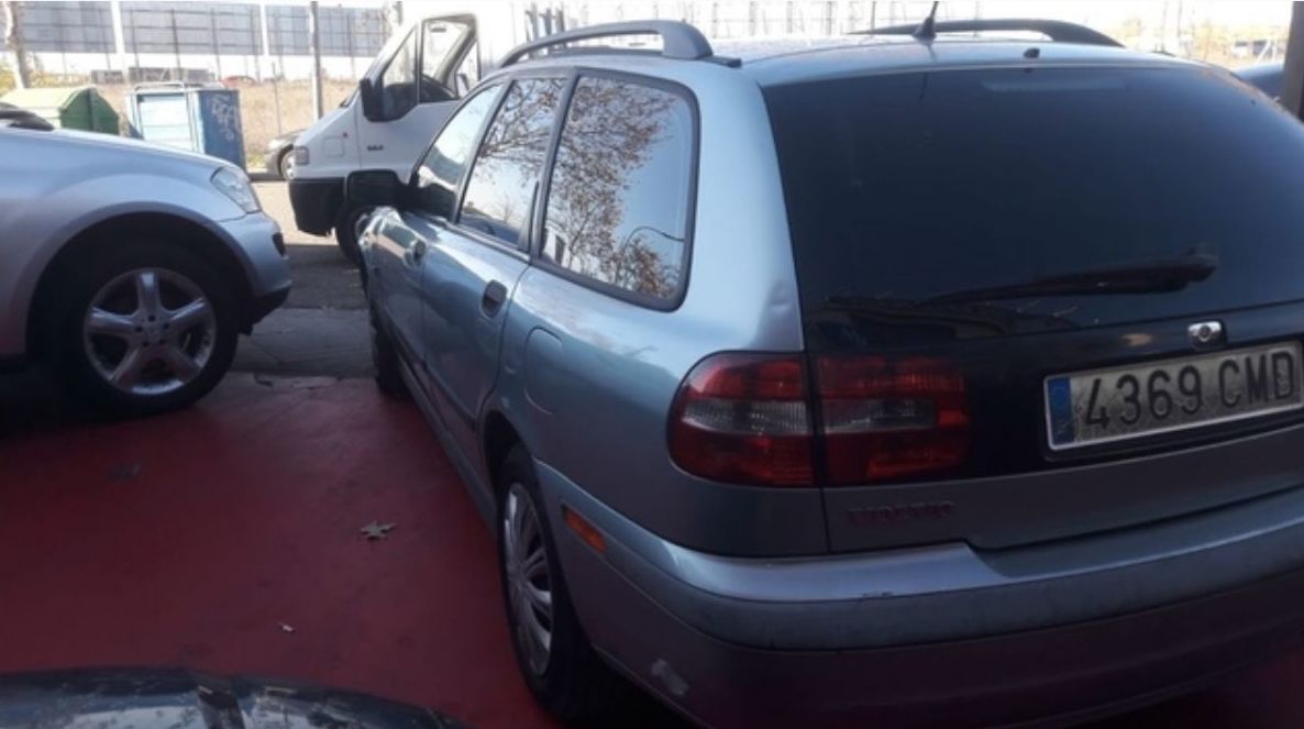 Volvo V40 1.9D 199000Kms: Nuestros Coches de TuCoche70 Volvo V40 1.9D 199000Kms: Nuestros Coches de TuCoche70