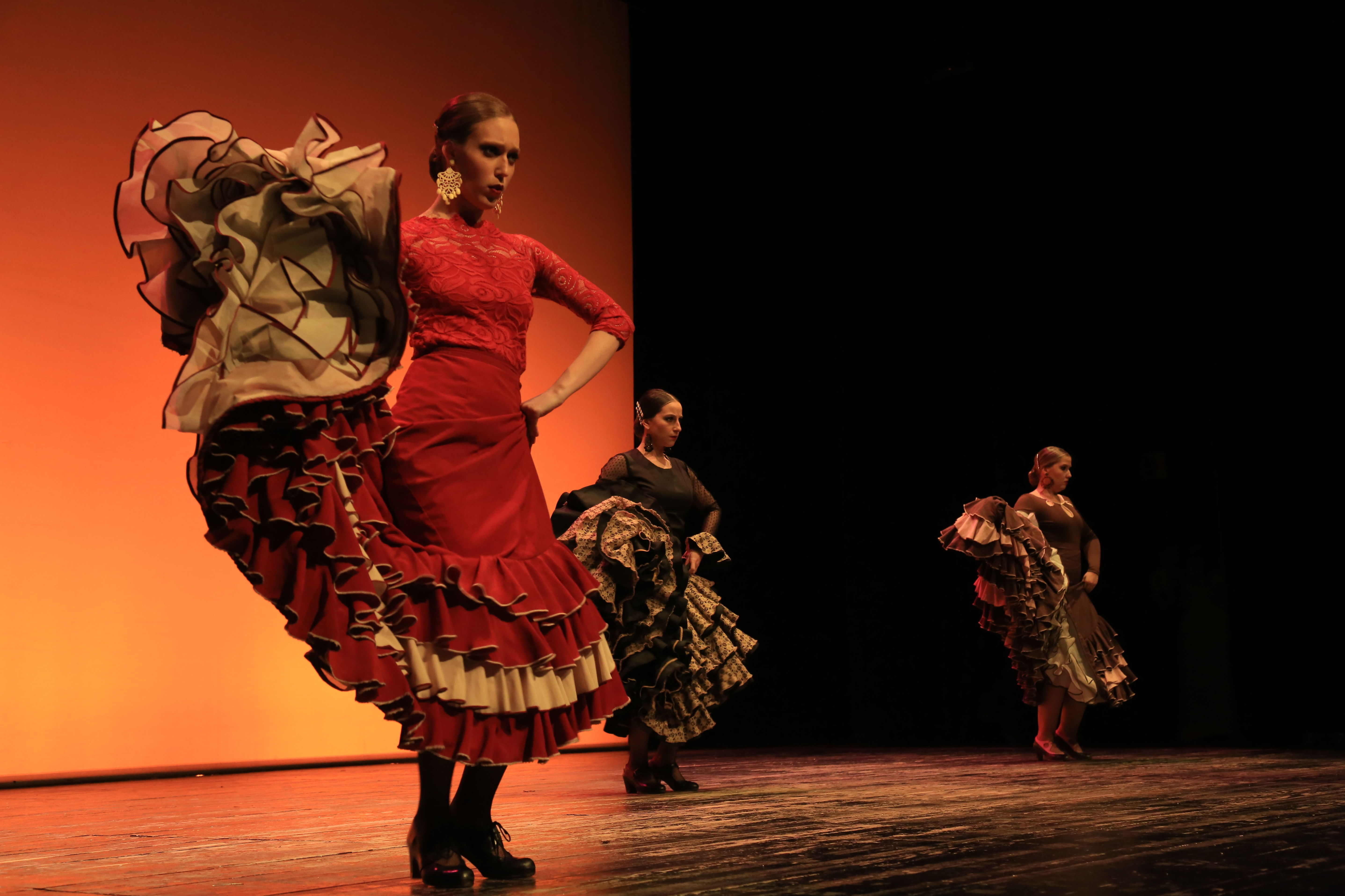 Flamenco para niños, amateur y profesional: Servicios de Escuela de danza Patricia Doménech Flamenco para niños, amateur y profesional: Servicios de Escuela de danza Patricia Doménech