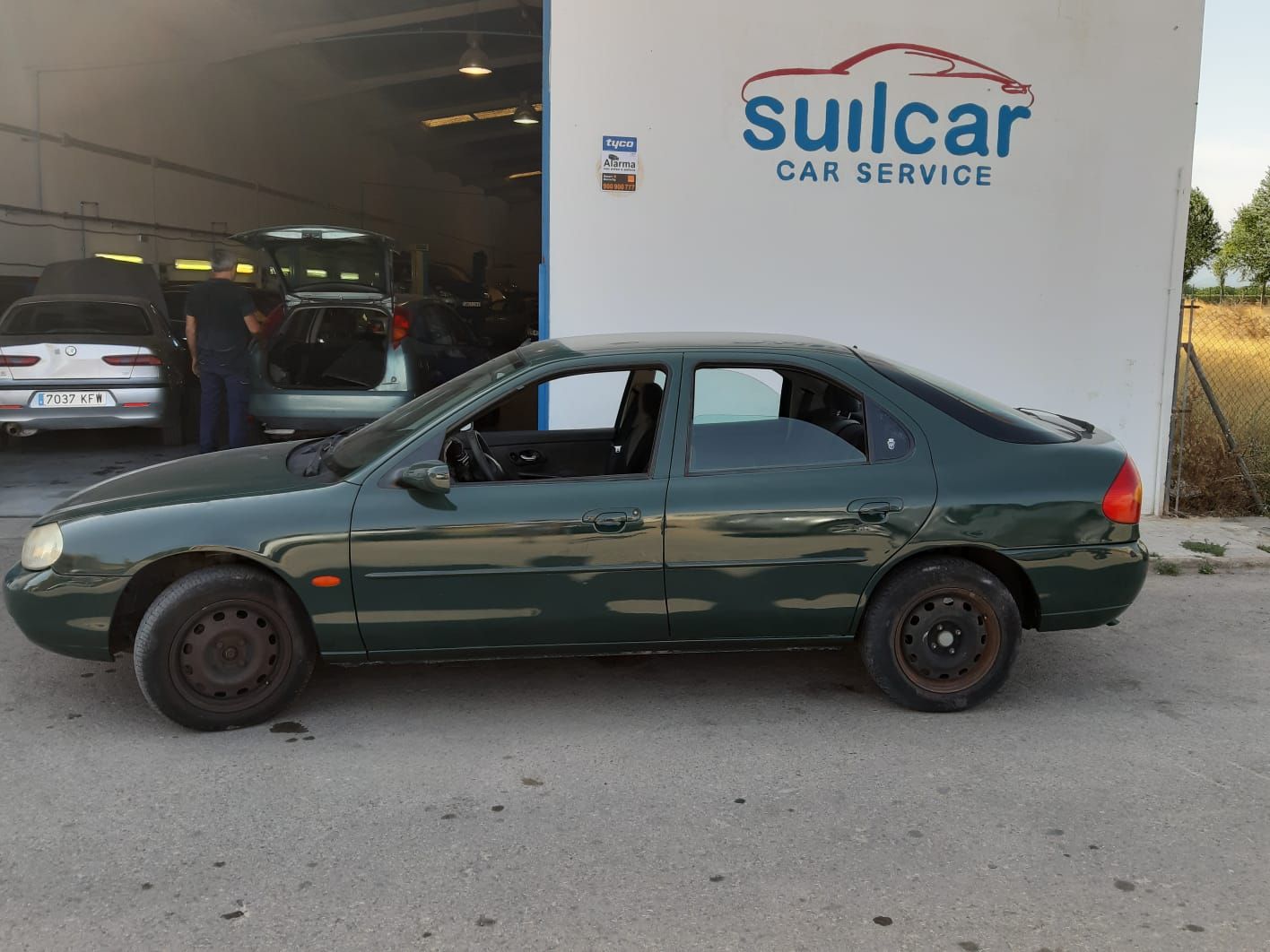 Ford Mondeo 1.8 td: Taller y Concesionario de Suilcar Car Service Ford Mondeo 1.8 td: Taller y Concesionario de Suilcar Car Service