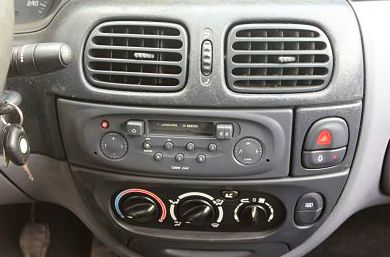 Renault Mgane Classic: Taller y Concesionario de Suilcar Car Service Renault Mgane Classic: Taller y Concesionario de Suilcar Car Service