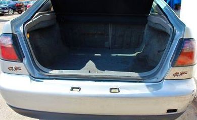 Nissan Primera: Taller y Concesionario de Suilcar Car Service Nissan Primera: Taller y Concesionario de Suilcar Car Service