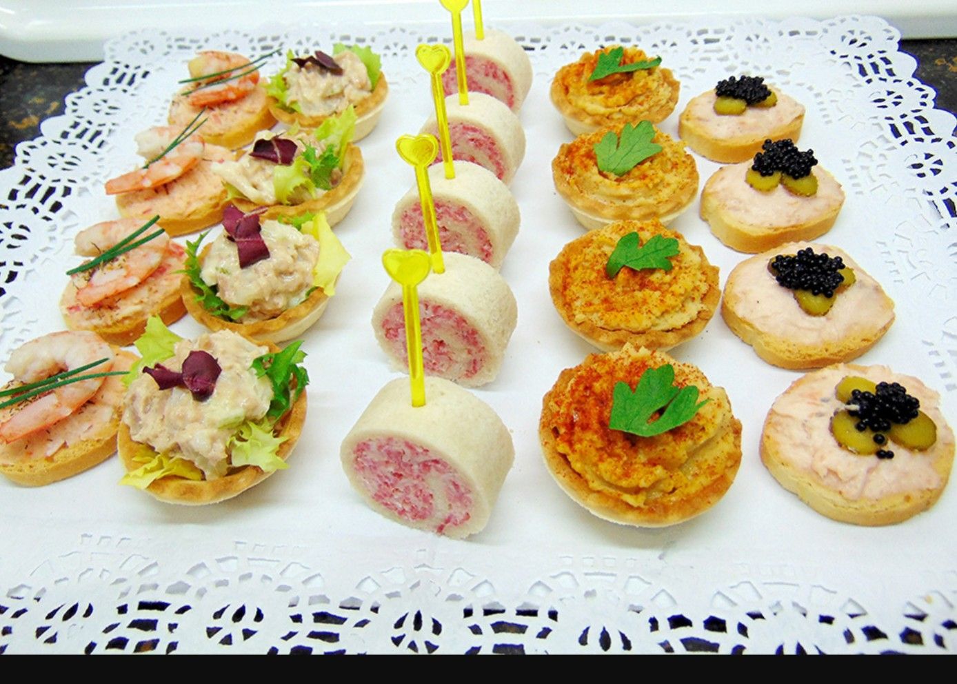 Bocadillos, montados y tostas: Nuestros platos de Bar Cafetería La Serna Bocadillos, montados y tostas: Nuestros platos de Bar Cafetería La Serna