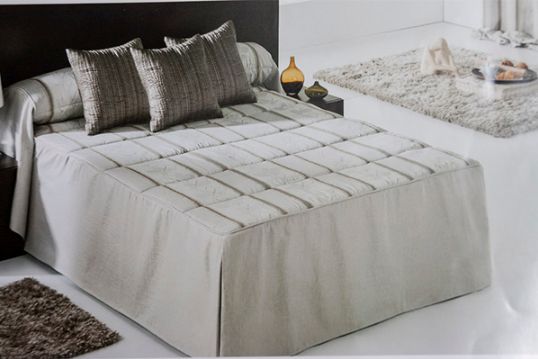 Ropa de cama: Servicios de Cortinas Mainez Ropa de cama: Servicios de Cortinas Mainez
