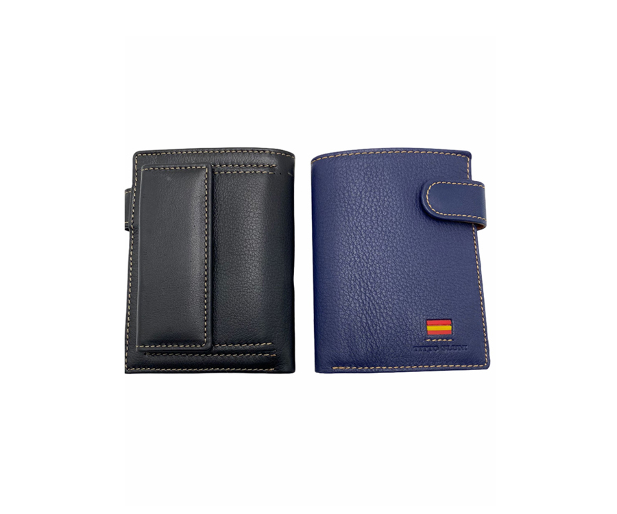 TITTO BLUNI, Ref. 611, con broche y monedero atrás, 28€ TITTO BLUNI, Ref. 611, con broche y monedero atrás, 28€