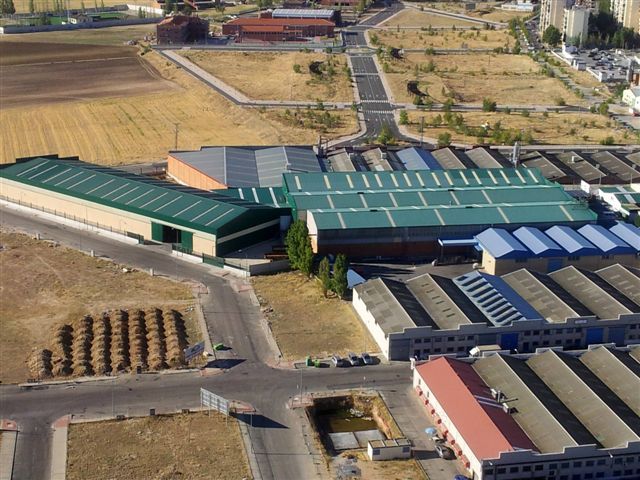 Materiales: Catálogo Hierros y aceros de Hierros y Tubos Lorca