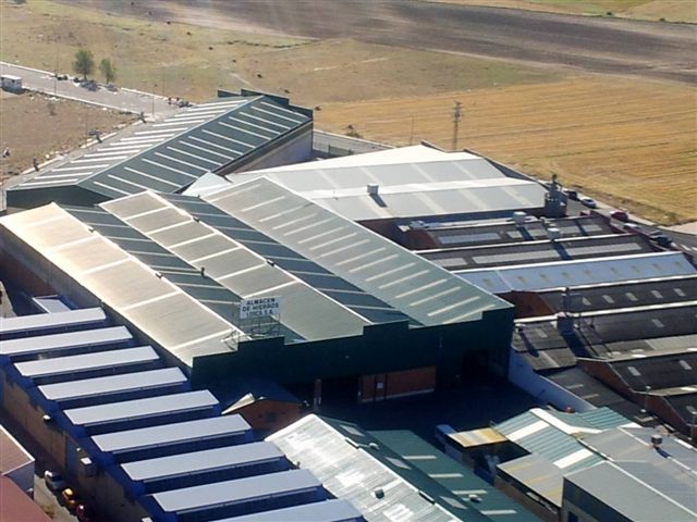 Materiales: Catálogo Hierros y aceros de Hierros y Tubos Lorca