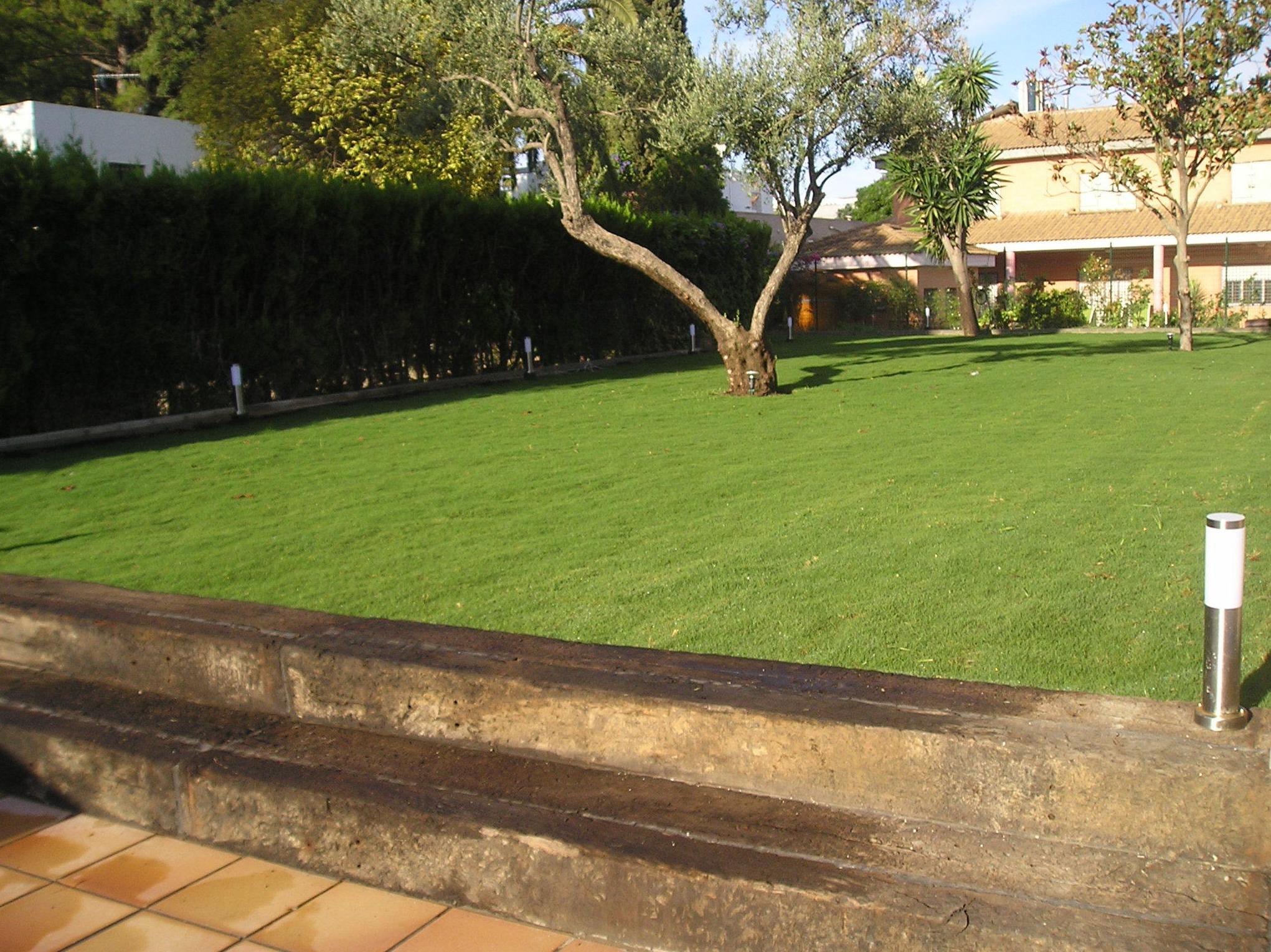 CONSTRUCCIONES DE JARDINES : Servicios de Jardines y paisajes CONSTRUCCIONES DE JARDINES : Servicios de Jardines y paisajes