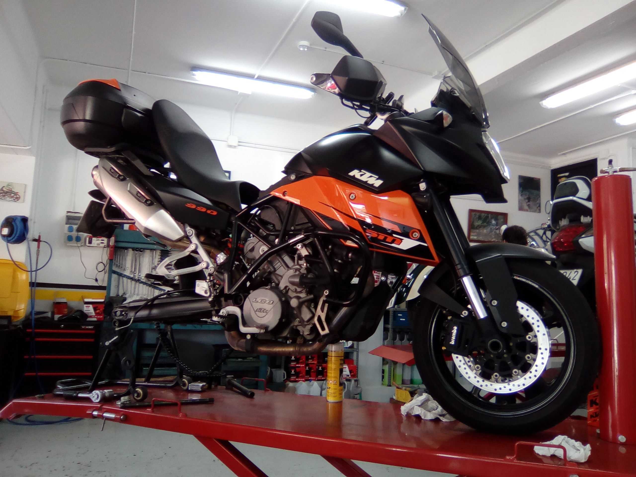 Mantenimiento y revisiones: Servicios de Isracing Motos Mantenimiento y revisiones: Servicios de Isracing Motos
