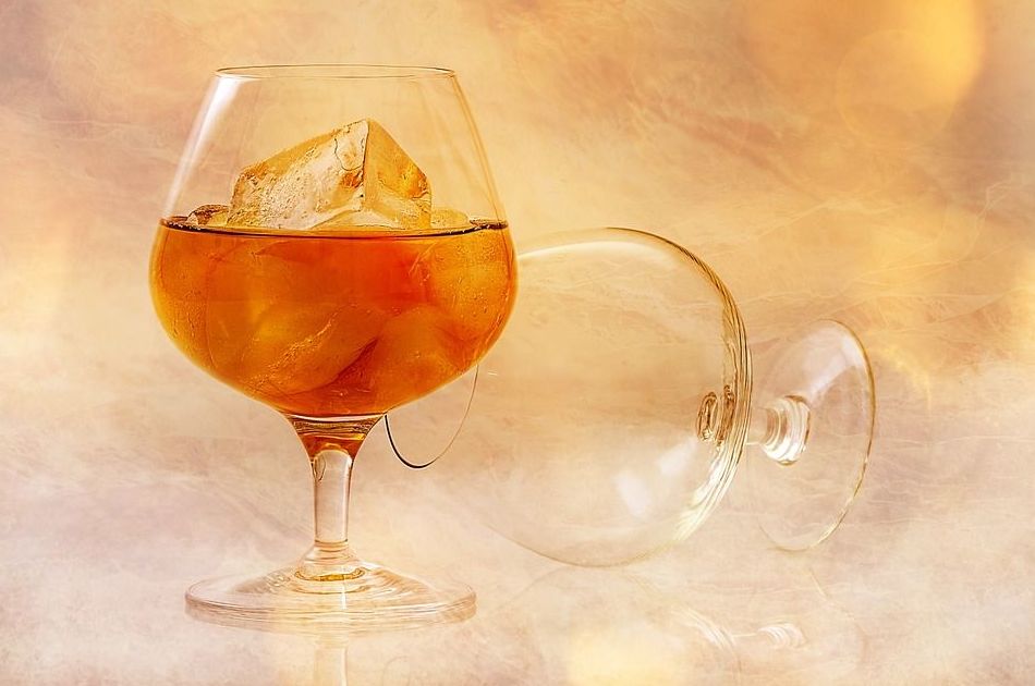 Brandy: Carta de Bar La Pilareta Brandy: Carta de Bar La Pilareta