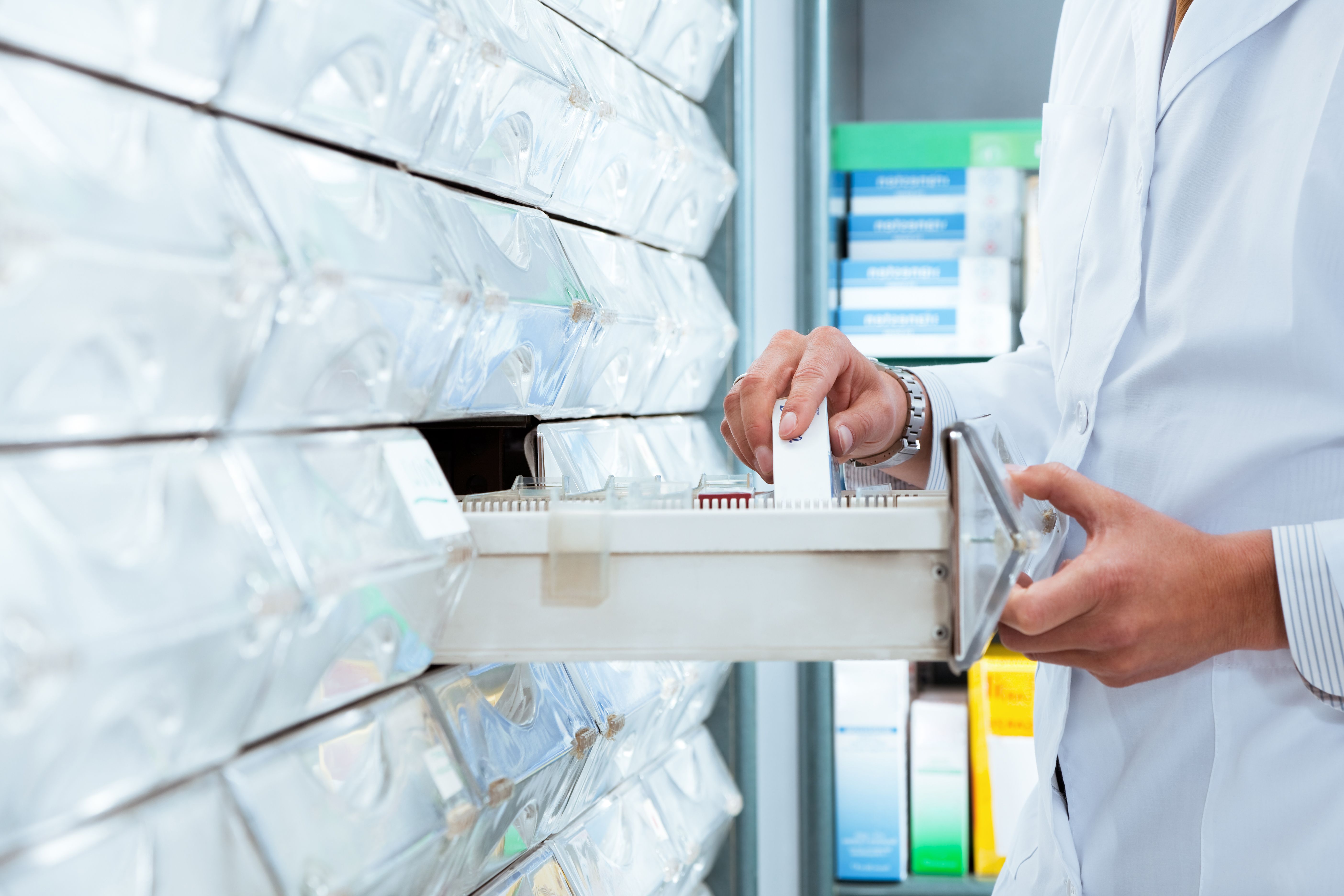 Servicios farmacéuticos: Servicios de Farmacia Fernando Goyeneche Servicios farmacéuticos: Servicios de Farmacia Fernando Goyeneche