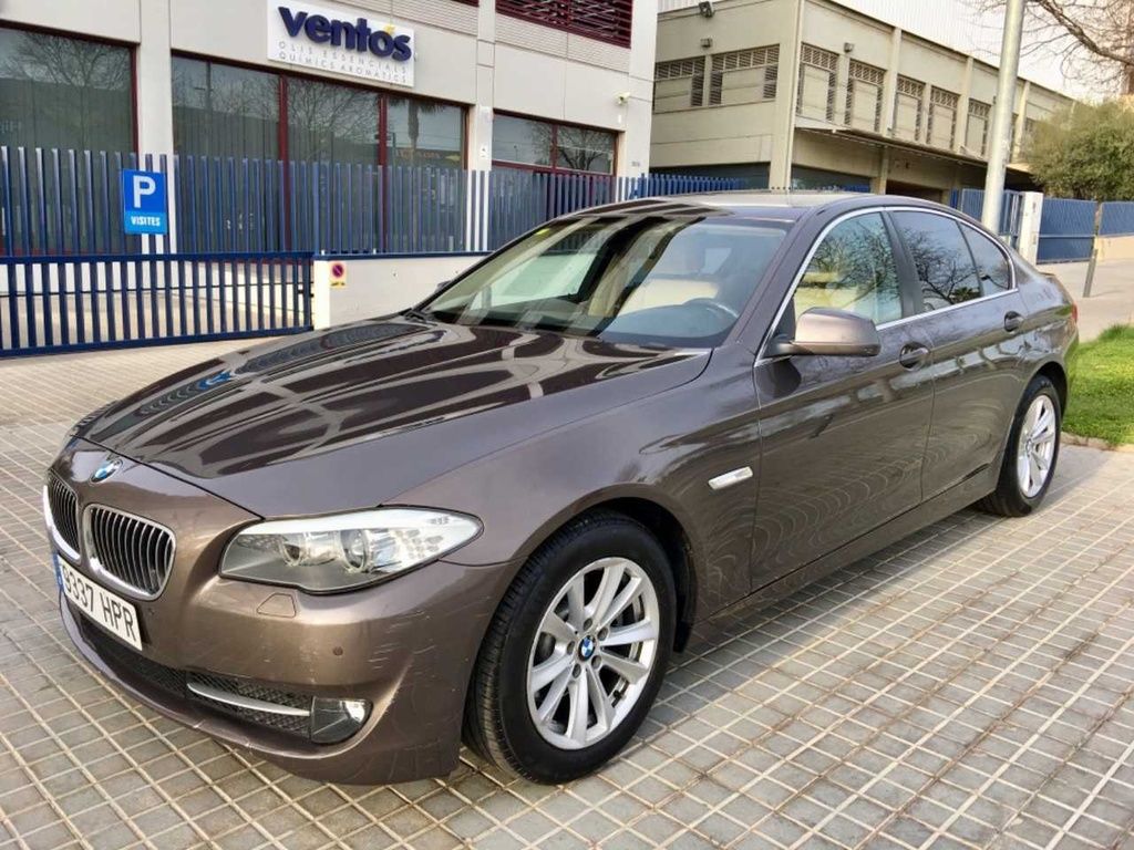 BMW Serie 5 520D AUT 184CV: Servicios de CONCESIONARIO MEL`S BMW Serie 5 520D AUT 184CV: Servicios de CONCESIONARIO MEL`S