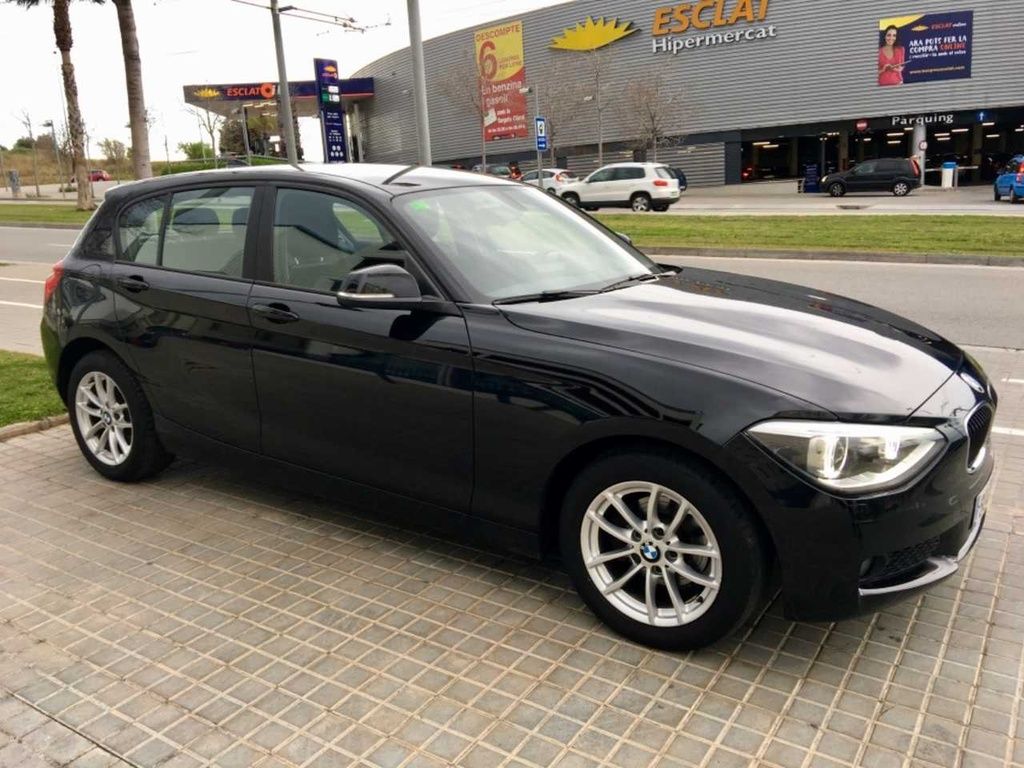 BMW Serie 1 116D 5P 116CV: Servicios de CONCESIONARIO MEL`S BMW Serie 1 116D 5P 116CV: Servicios de CONCESIONARIO MEL`S