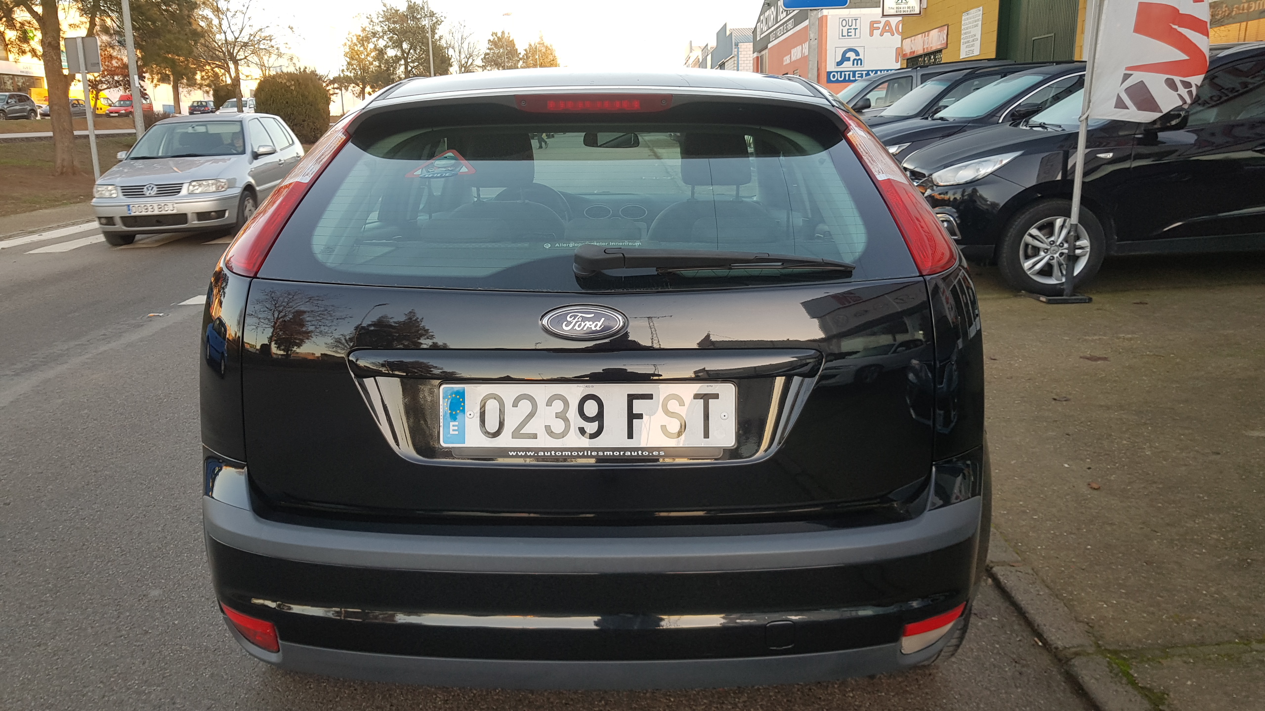 Ford Focus 1.6 tdci 110 cv Titanium: Catálogo de AUTOMOVILES MORAUTO SL Ford Focus 1.6 tdci 110 cv Titanium: Catálogo de AUTOMOVILES MORAUTO SL