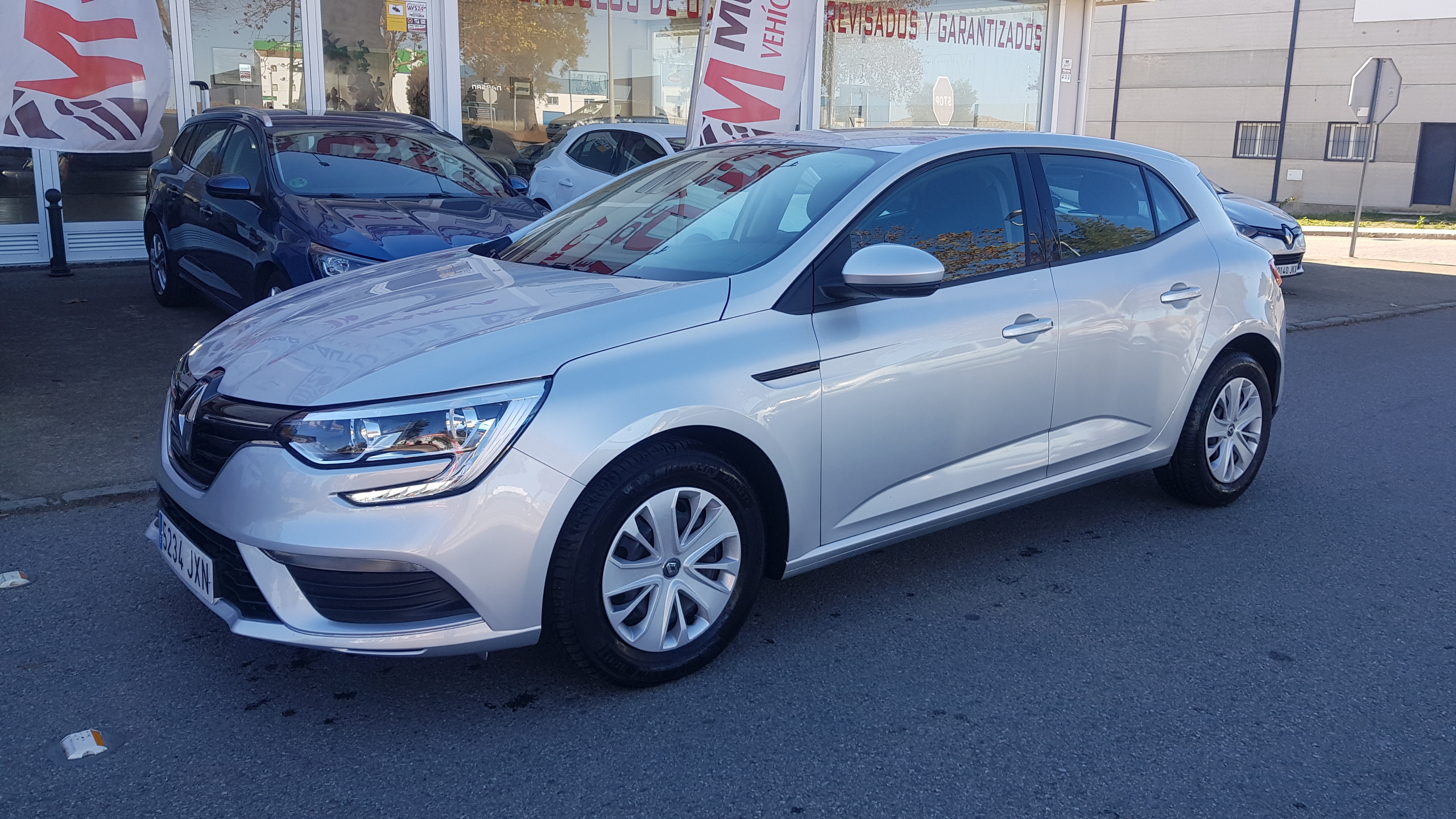 Renault Megane 1.5 dci: Catálogo de AUTOMOVILES MORAUTO SL Renault Megane 1.5 dci: Catálogo de AUTOMOVILES MORAUTO SL