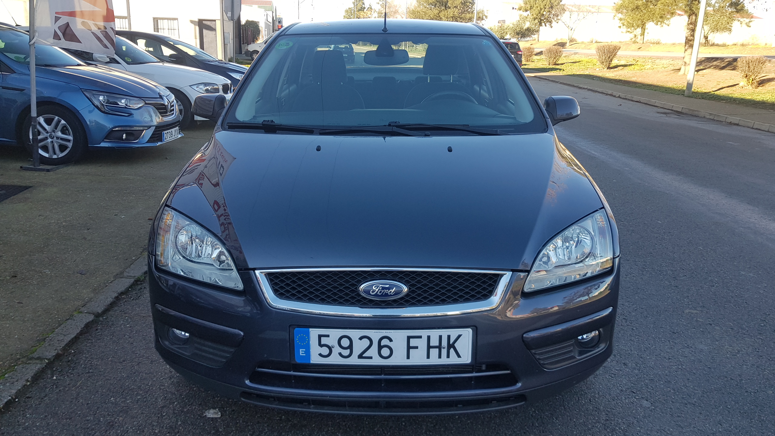 FORD FOCUS SEDAN 1.6 I GUIA: Catálogo de AUTOMOVILES MORAUTO SL FORD FOCUS SEDAN 1.6 I GUIA: Catálogo de AUTOMOVILES MORAUTO SL