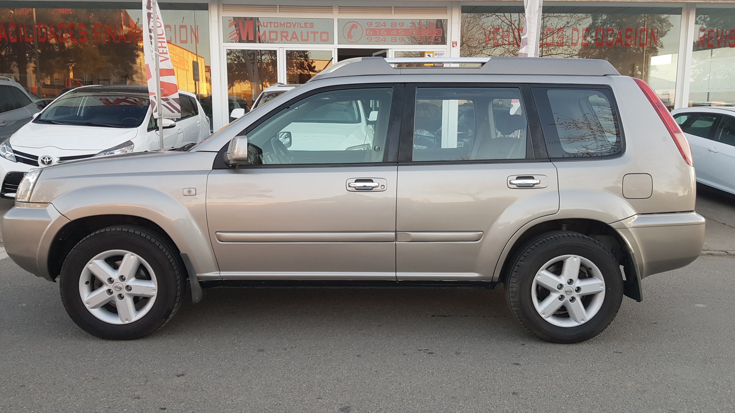 NISSAN X-TRAIL 2.2 dCi Sport: Catálogo de AUTOMOVILES MORAUTO SL NISSAN X-TRAIL 2.2 dCi Sport: Catálogo de AUTOMOVILES MORAUTO SL