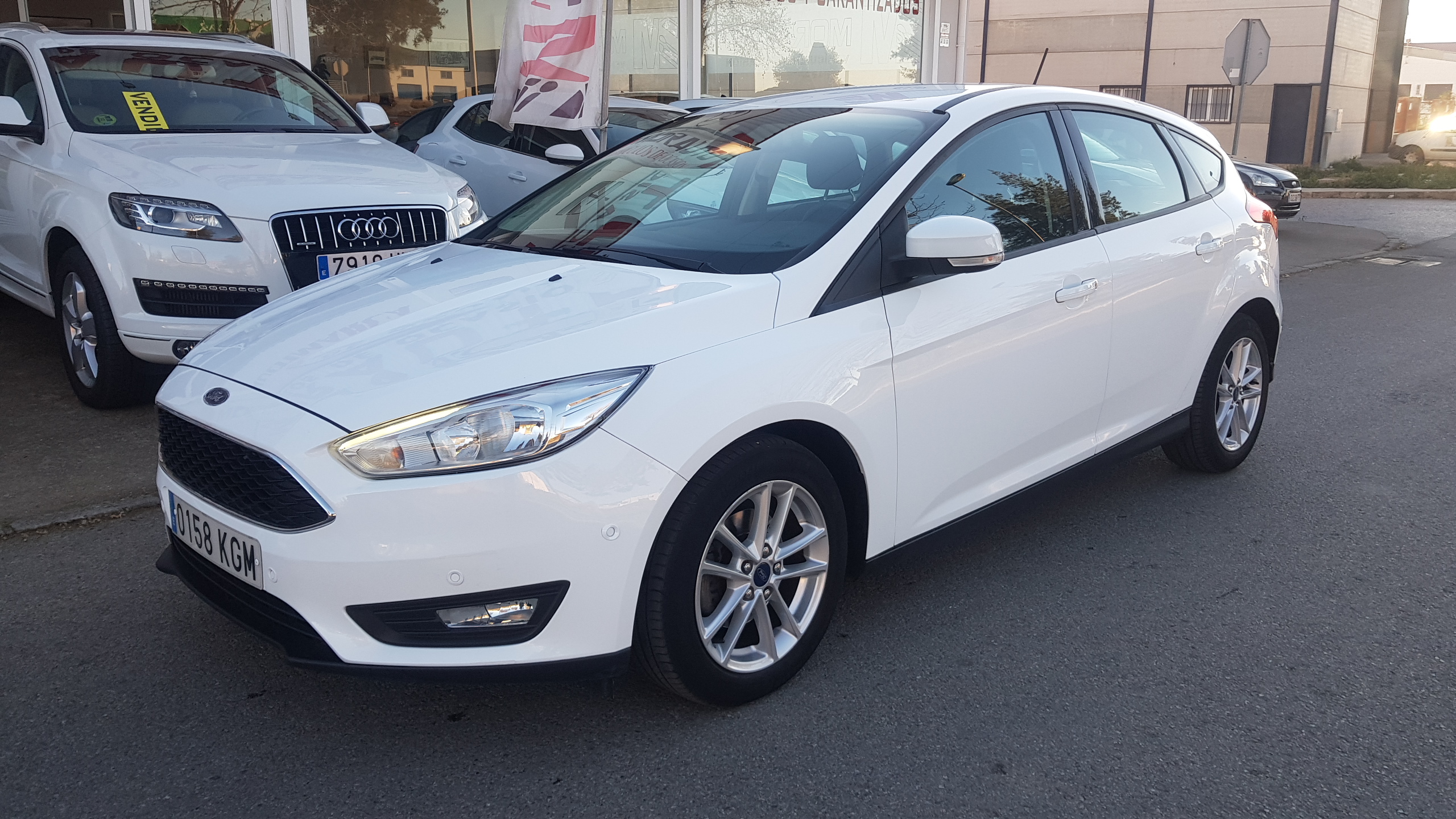 Ford Focus 1.5 TDCi E6 88kW Business: Catálogo de AUTOMOVILES MORAUTO SL Ford Focus 1.5 TDCi E6 88kW Business: Catálogo de AUTOMOVILES MORAUTO SL