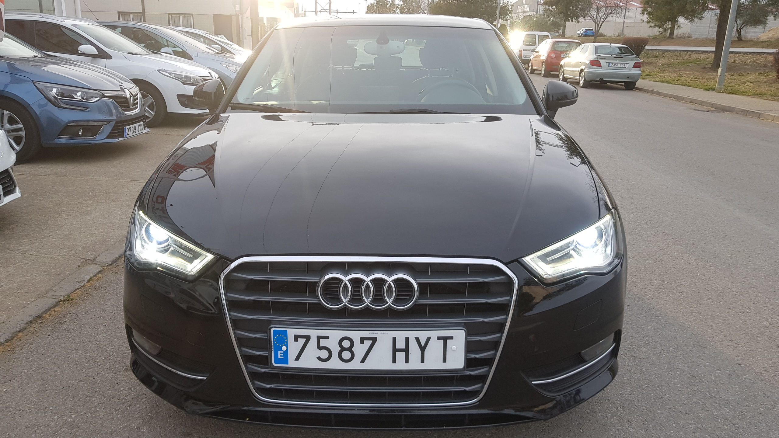 AUDI A3 Sportback 2.0 TDI 150 S tronic Ambiente: Catálogo de AUTOMOVILES MORAUTO SL AUDI A3 Sportback 2.0 TDI 150 S tronic Ambiente: Catálogo de AUTOMOVILES MORAUTO SL
