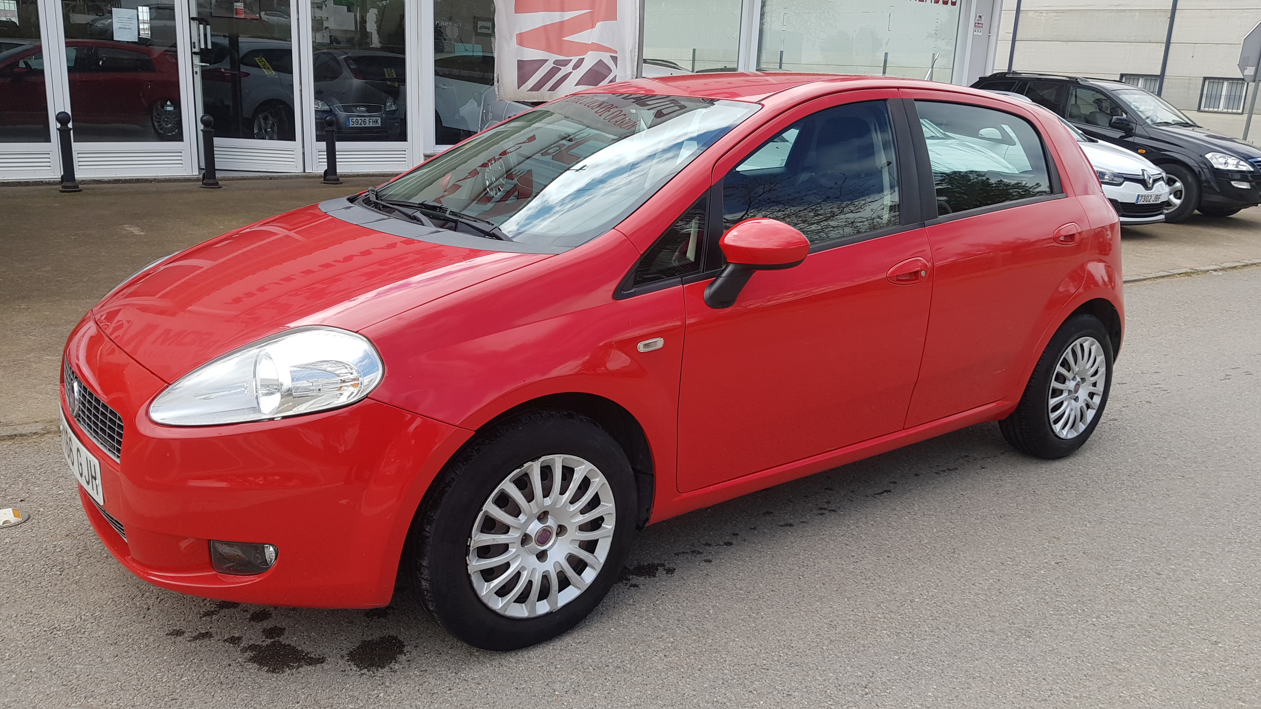Fiat Punto 1.3 cdti 90cv: Catálogo de AUTOMOVILES MORAUTO SL Fiat Punto 1.3 cdti 90cv: Catálogo de AUTOMOVILES MORAUTO SL