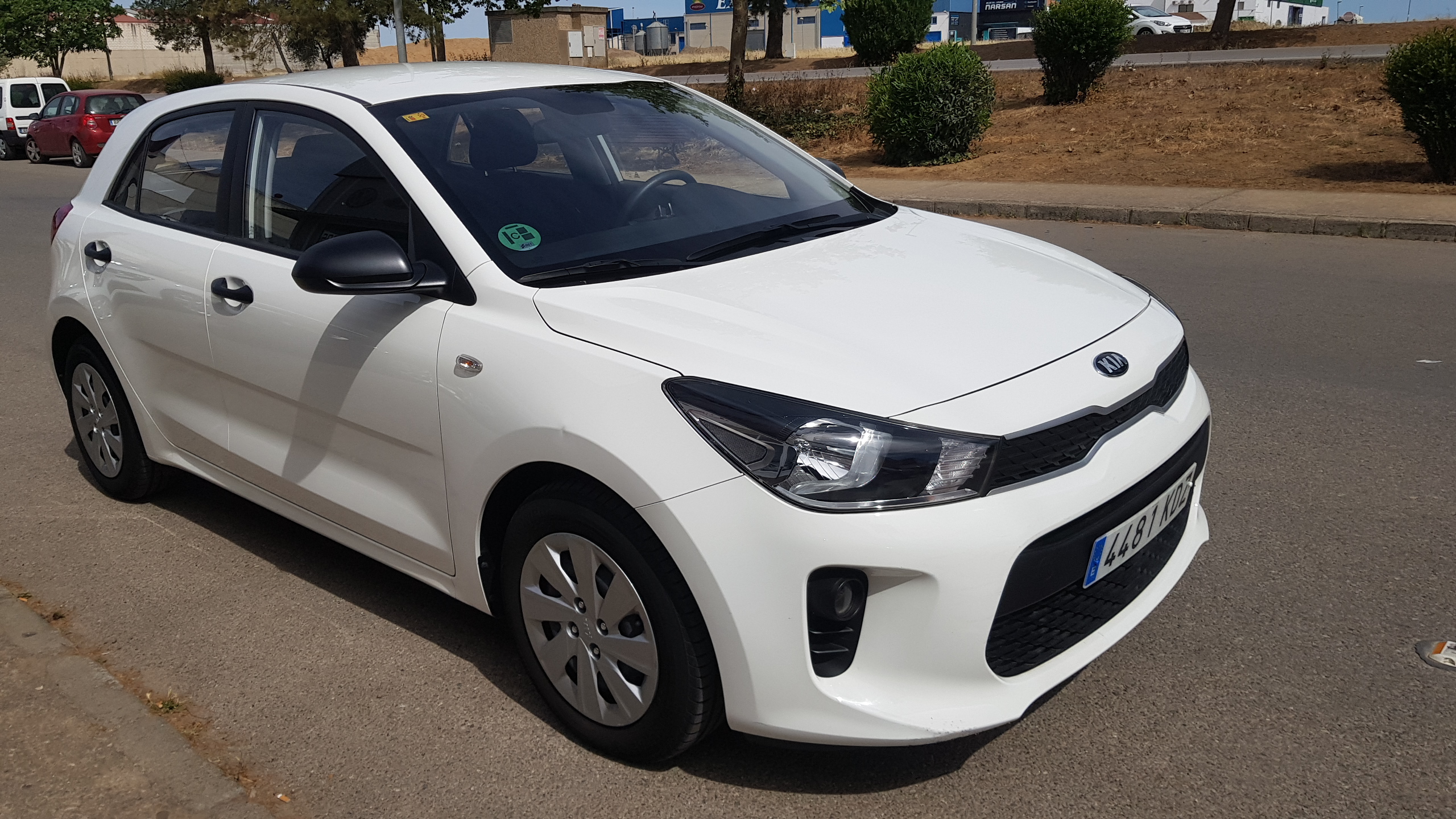 KIA Rio 1.2 CVVT 62kW 84CV Business: Catálogo de AUTOMOVILES MORAUTO SL KIA Rio 1.2 CVVT 62kW 84CV Business: Catálogo de AUTOMOVILES MORAUTO SL