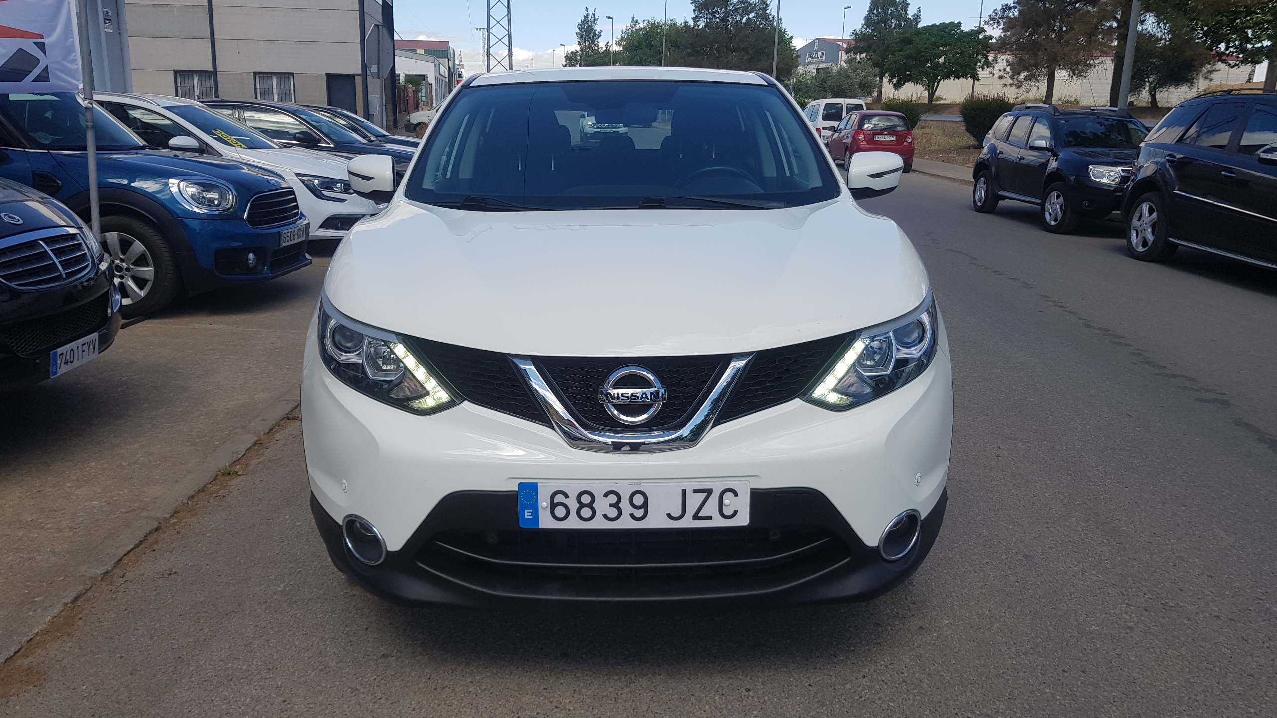 NISSAN QASHQAI 1.5 dCi ACENTA: Catálogo de AUTOMOVILES MORAUTO SL NISSAN QASHQAI 1.5 dCi ACENTA: Catálogo de AUTOMOVILES MORAUTO SL