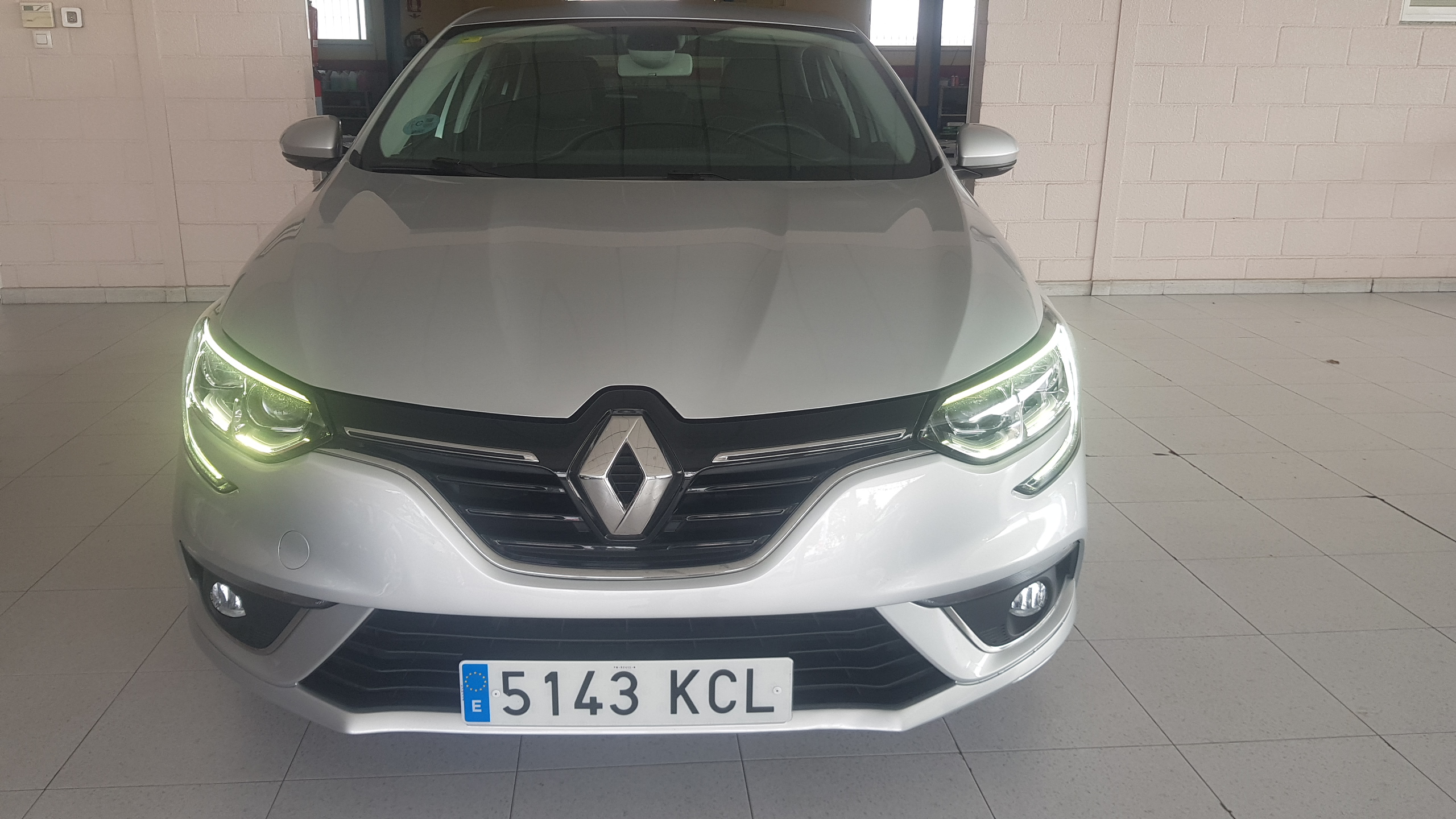 Renault Megane Business Energy dCi 81kW 110CV: Catálogo de AUTOMOVILES MORAUTO SL Renault Megane Business Energy dCi 81kW 110CV: Catálogo de AUTOMOVILES MORAUTO SL