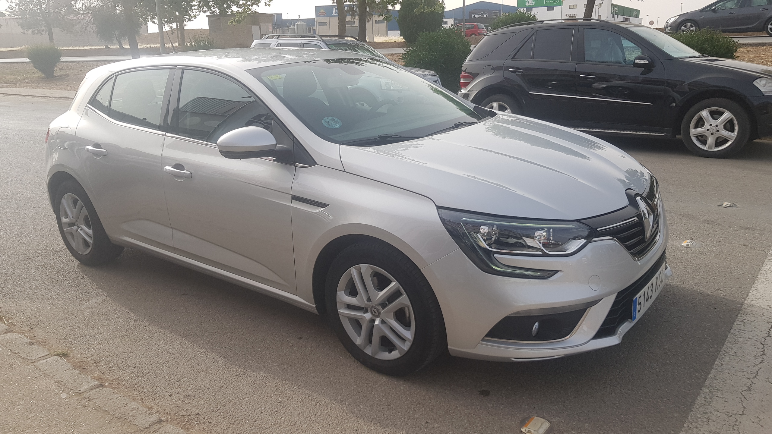 Renault Megane Business Energy dCi 81kW 110CV: Catálogo de AUTOMOVILES MORAUTO SL Renault Megane Business Energy dCi 81kW 110CV: Catálogo de AUTOMOVILES MORAUTO SL