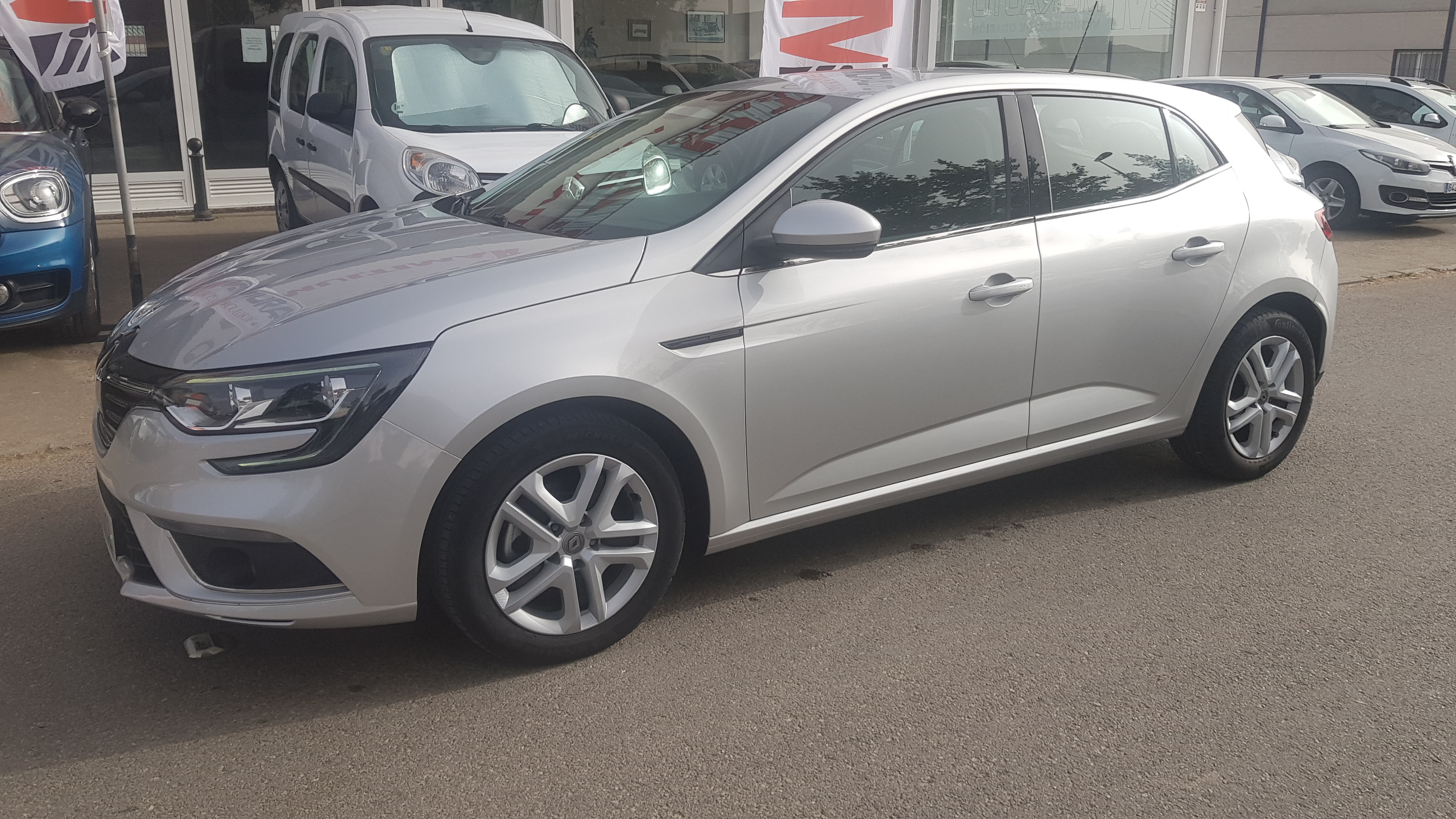 Renault Megane Business Energy dCi 81kW 110CV: Catálogo de AUTOMOVILES MORAUTO SL Renault Megane Business Energy dCi 81kW 110CV: Catálogo de AUTOMOVILES MORAUTO SL