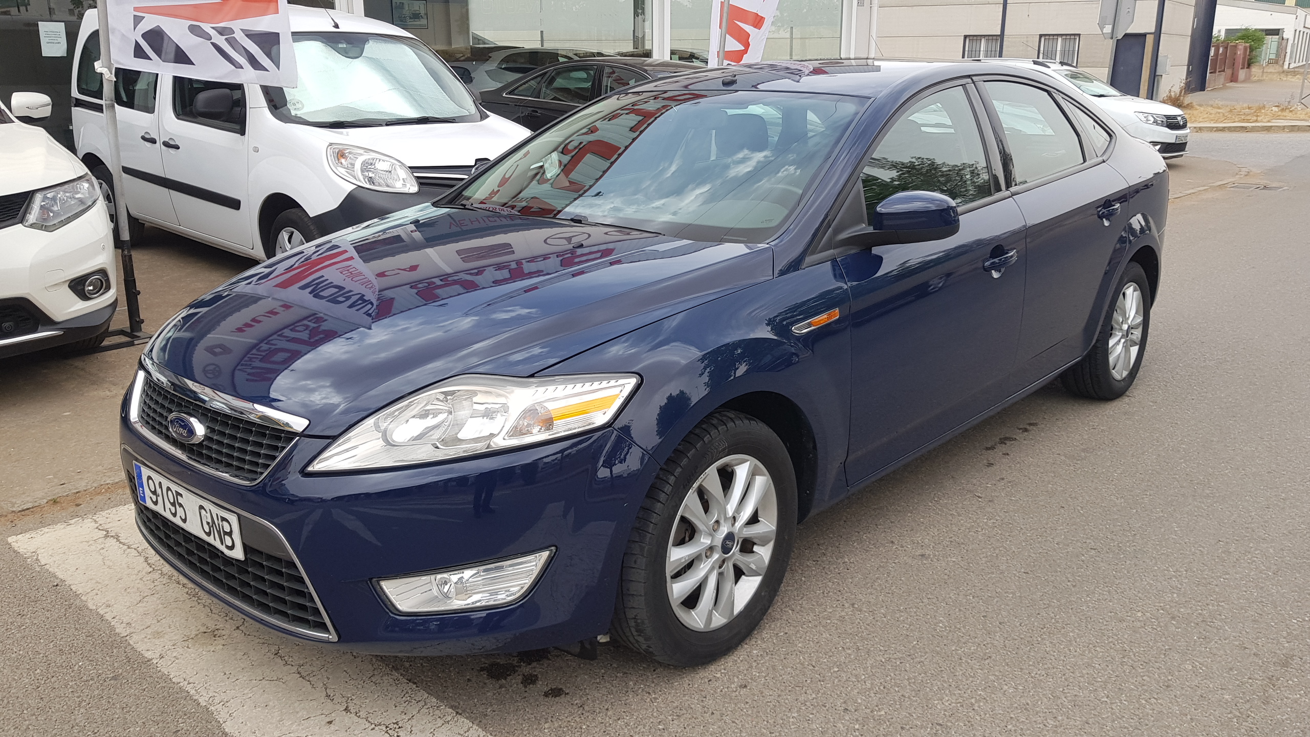 Ford Mondeo 1.8 TDCi 125 Trend: Catálogo de AUTOMOVILES MORAUTO SL Ford Mondeo 1.8 TDCi 125 Trend: Catálogo de AUTOMOVILES MORAUTO SL