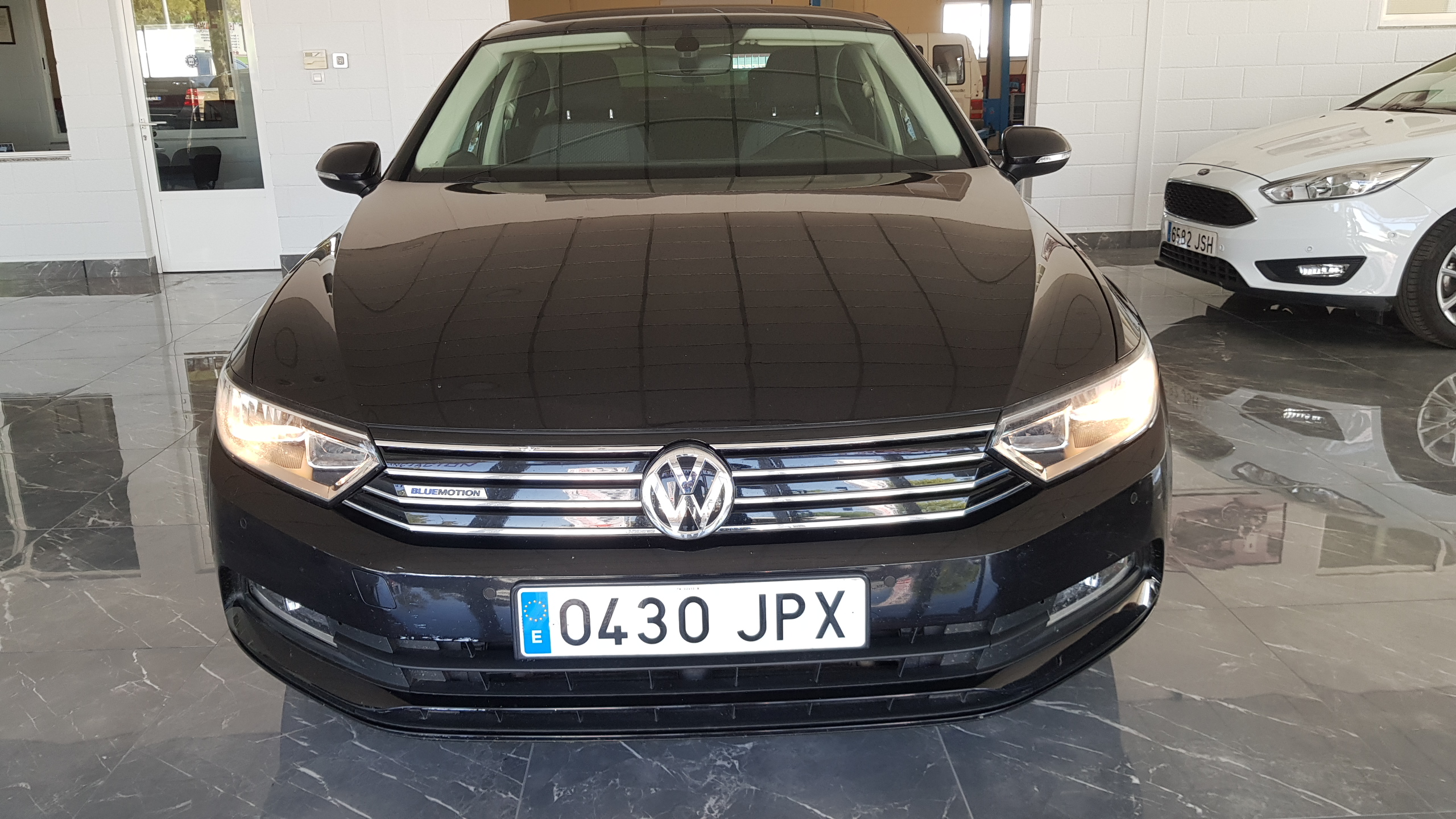 VOLKSWAGEN Passat Advance 1.6 TDI 120CV BMT: Catálogo de AUTOMOVILES MORAUTO SL VOLKSWAGEN Passat Advance 1.6 TDI 120CV BMT: Catálogo de AUTOMOVILES MORAUTO SL