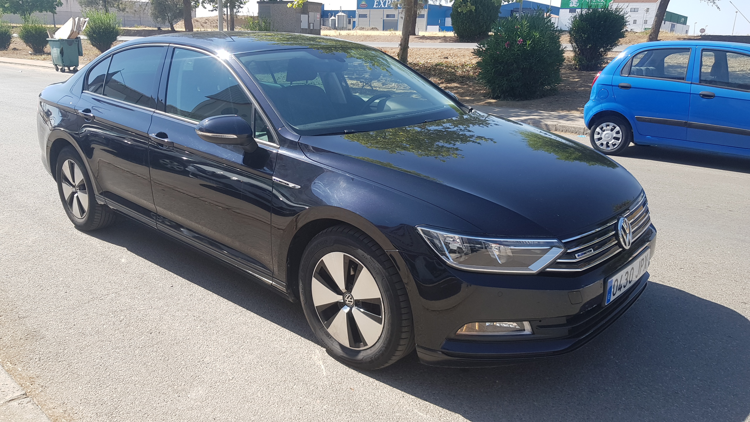 VOLKSWAGEN Passat Advance 1.6 TDI 120CV BMT: Catálogo de AUTOMOVILES MORAUTO SL VOLKSWAGEN Passat Advance 1.6 TDI 120CV BMT: Catálogo de AUTOMOVILES MORAUTO SL