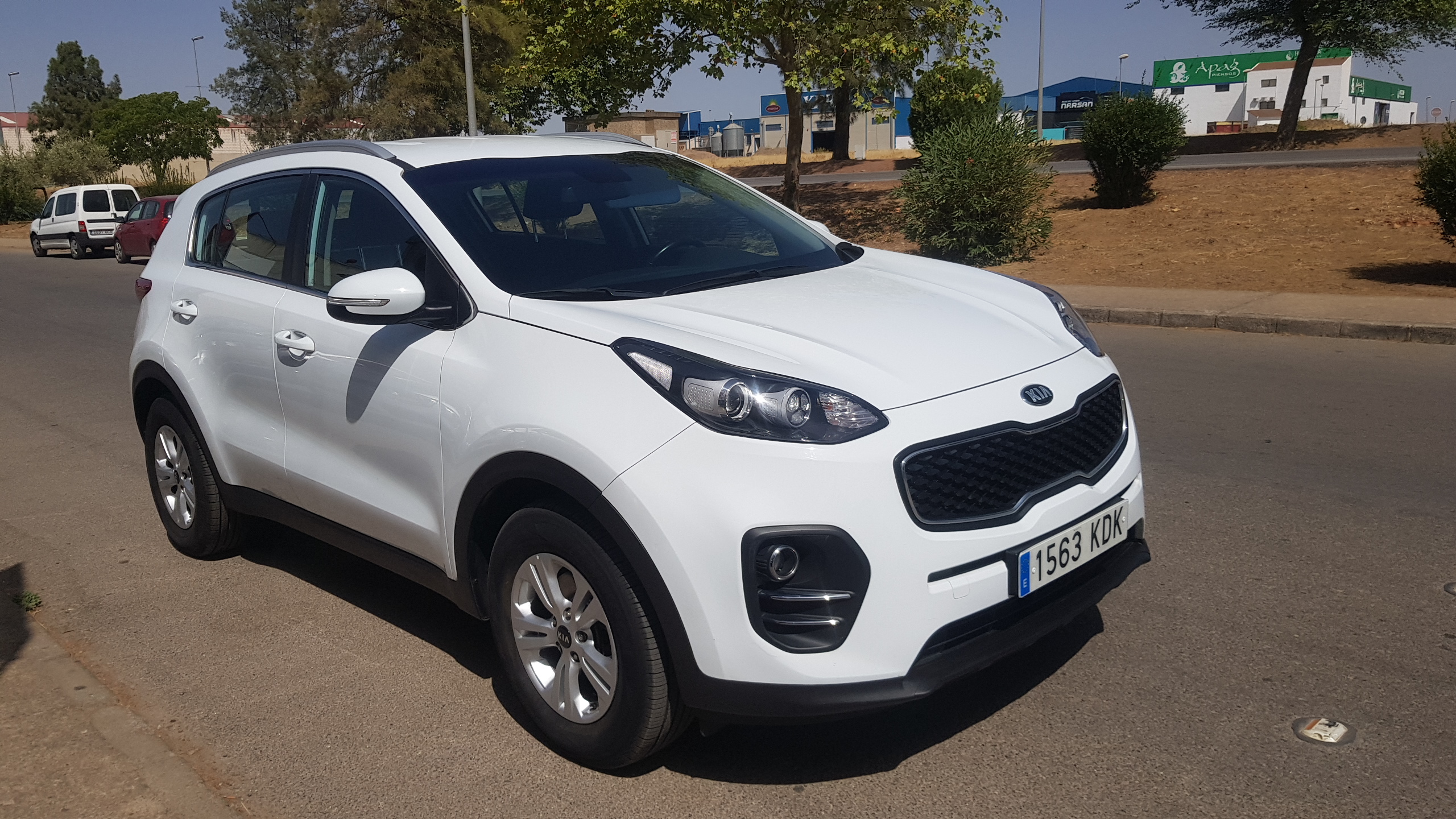 KIA Sportage 1.7 CRDi VGT 85 kW Concept 4x2 EcoDynam: Catálogo de AUTOMOVILES MORAUTO SL KIA Sportage 1.7 CRDi VGT 85 kW Concept 4x2 EcoDynam: Catálogo de AUTOMOVILES MORAUTO SL