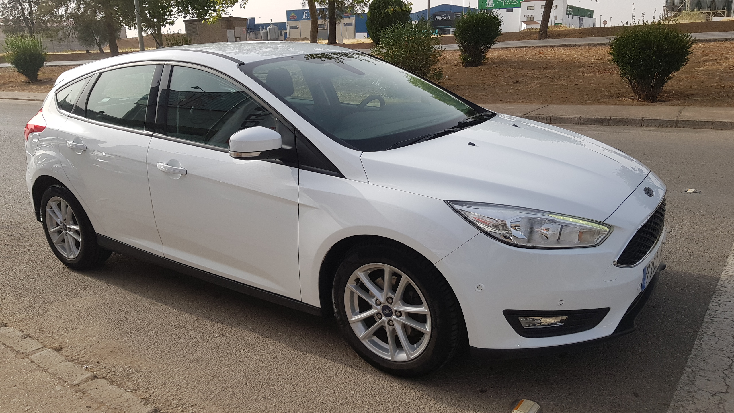 FORD Focus 1.5 TDCi E6 95cv Trend: Catálogo de AUTOMOVILES MORAUTO SL FORD Focus 1.5 TDCi E6 95cv Trend: Catálogo de AUTOMOVILES MORAUTO SL