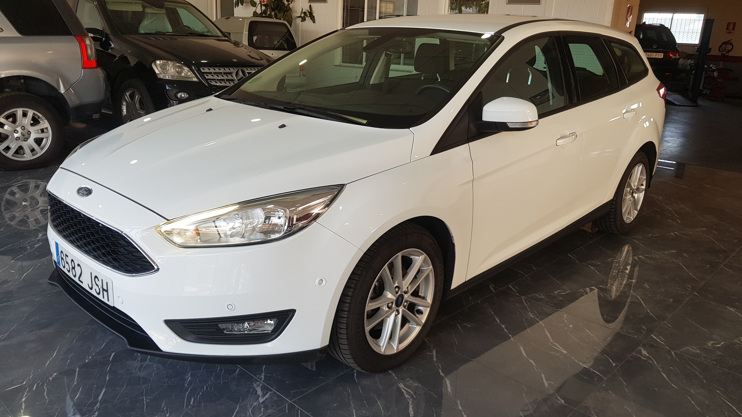 FORD Focus 1.5 TDCi E6 70kW Business Sportbreak: Catálogo de AUTOMOVILES MORAUTO SL FORD Focus 1.5 TDCi E6 70kW Business Sportbreak: Catálogo de AUTOMOVILES MORAUTO SL