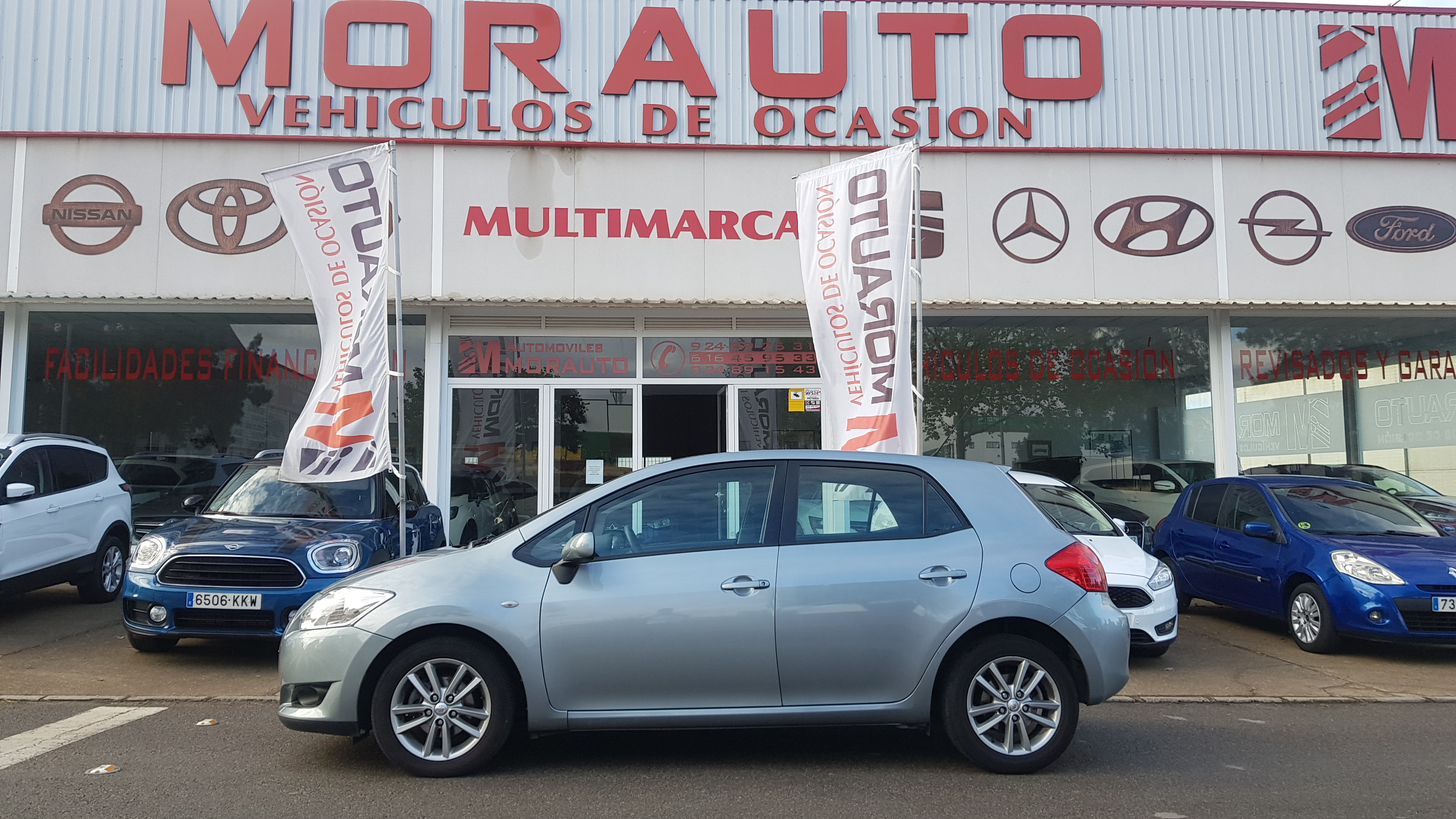 TOYOTA Auris 1.4 D4D Auris: Catálogo de AUTOMOVILES MORAUTO SL TOYOTA Auris 1.4 D4D Auris: Catálogo de AUTOMOVILES MORAUTO SL