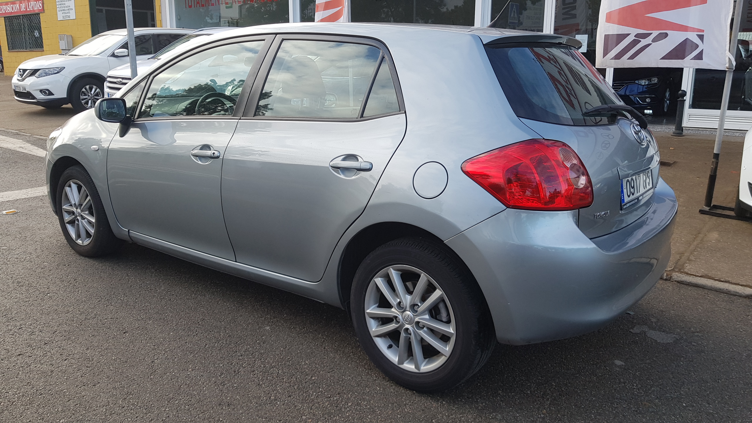 TOYOTA Auris 1.4 D4D Auris: Catálogo de AUTOMOVILES MORAUTO SL TOYOTA Auris 1.4 D4D Auris: Catálogo de AUTOMOVILES MORAUTO SL